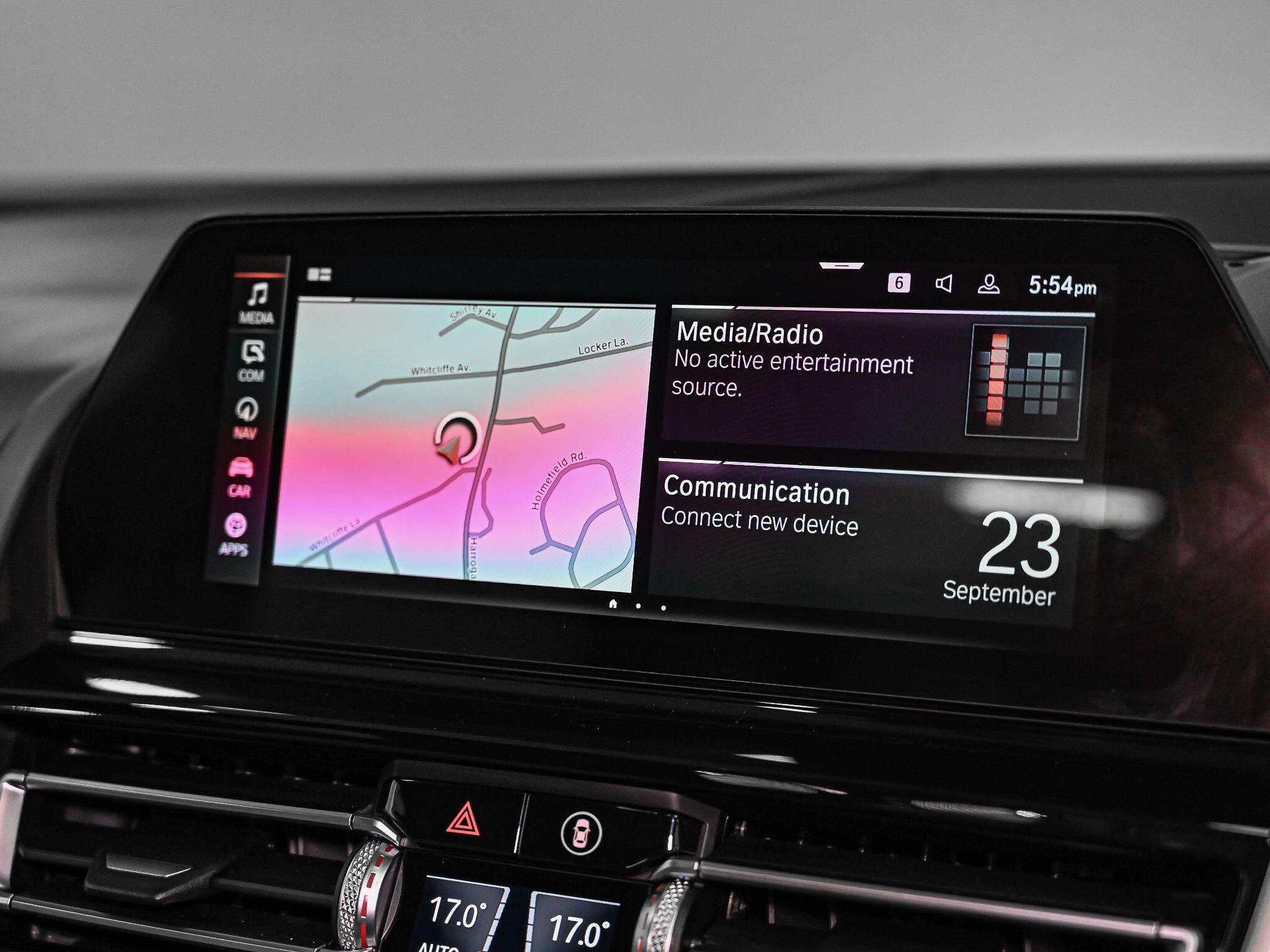 BMW 8 Series view 16