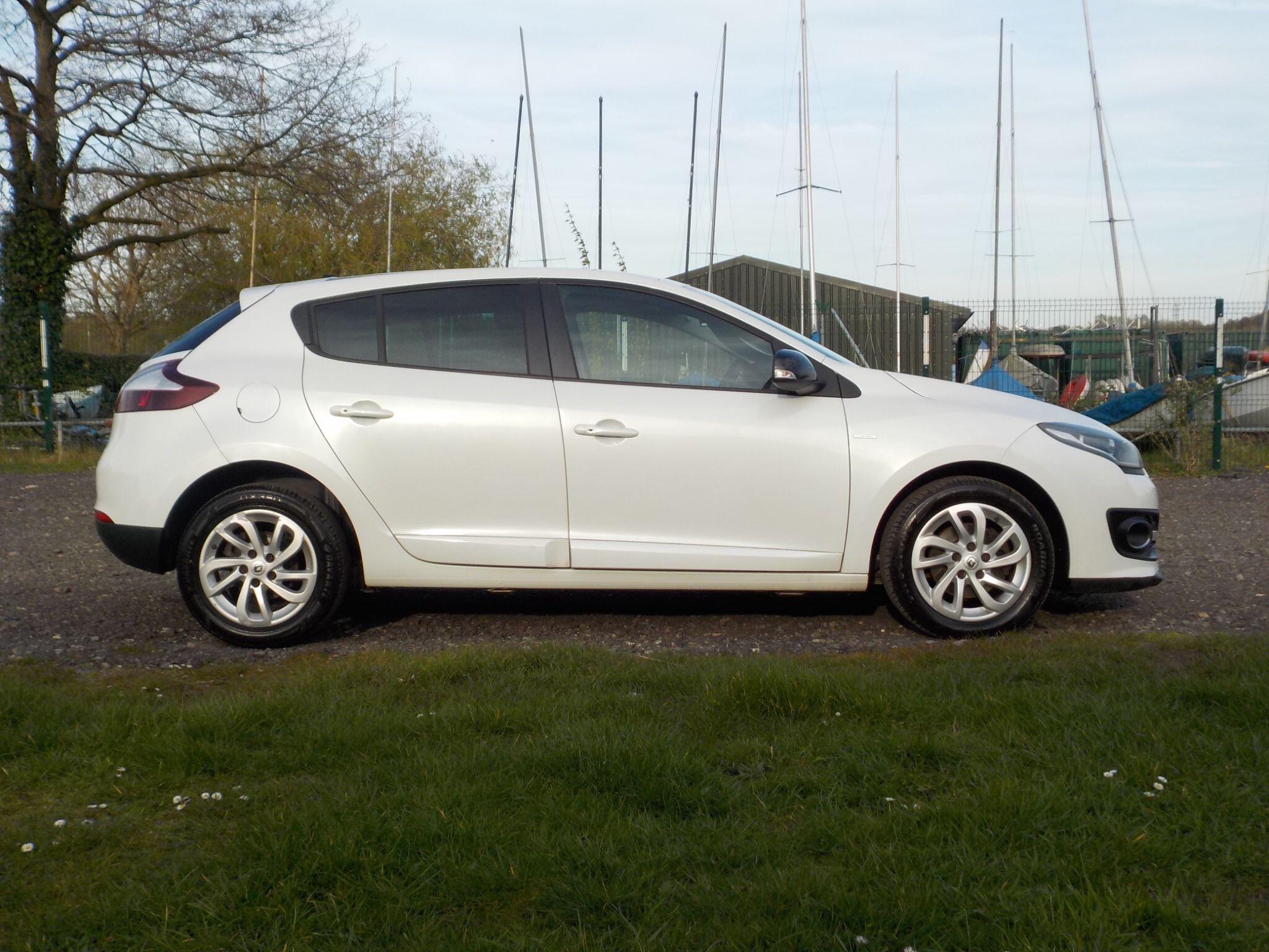 Renault Megane 1.5 dCi Limited Nav Euro 6 (s/s) 5dr