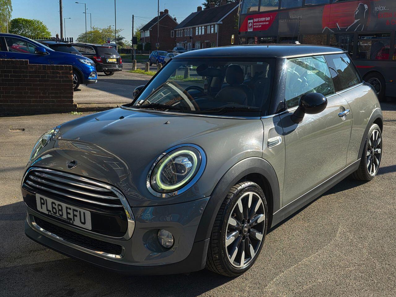 Mini Cooper view 27
