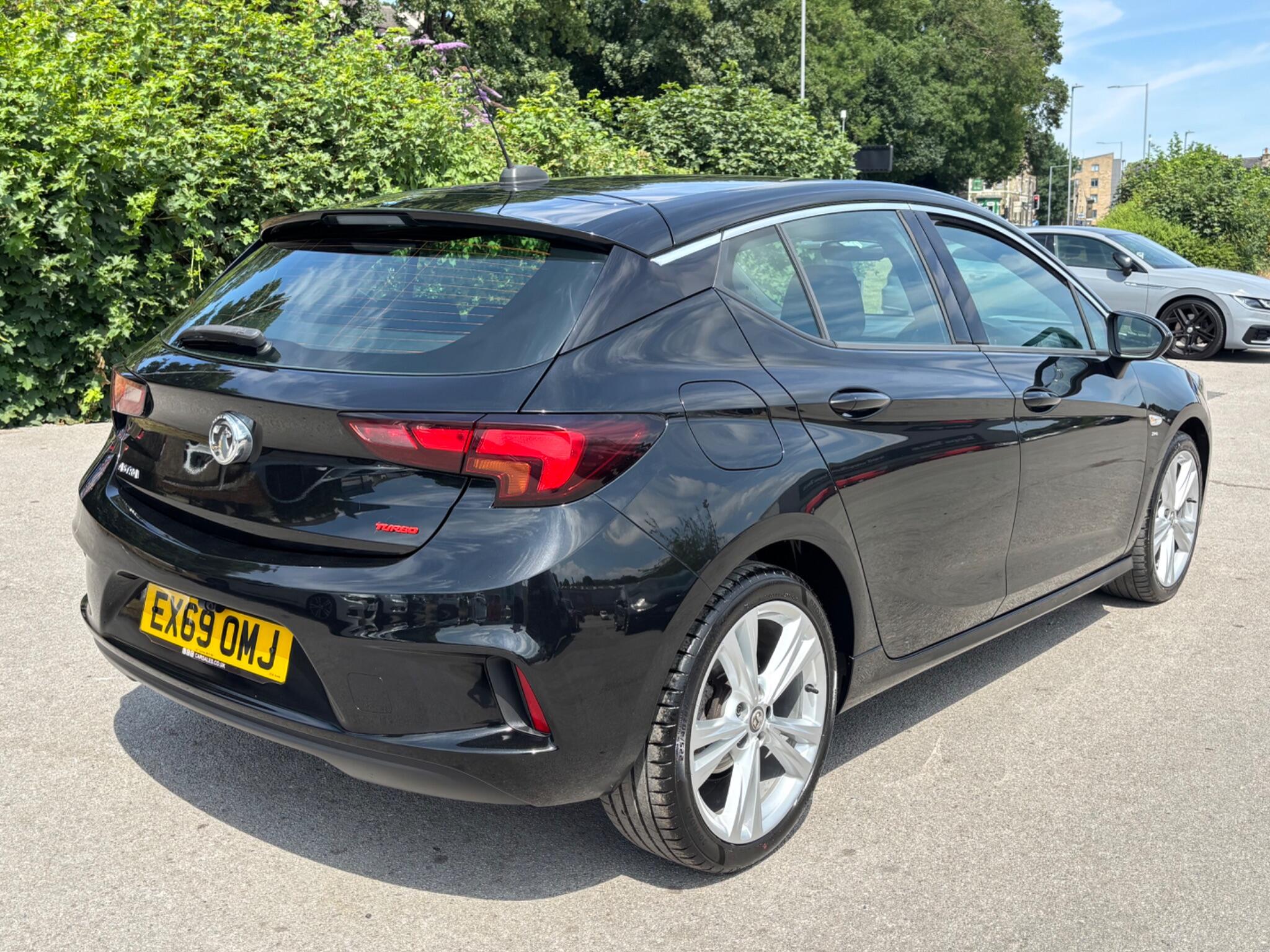 Vauxhall Astra view 7
