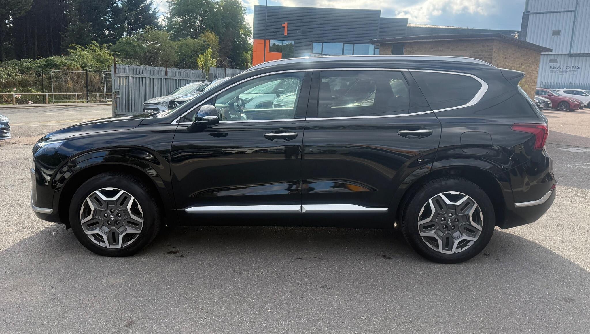 Hyundai Santa Fe view 5