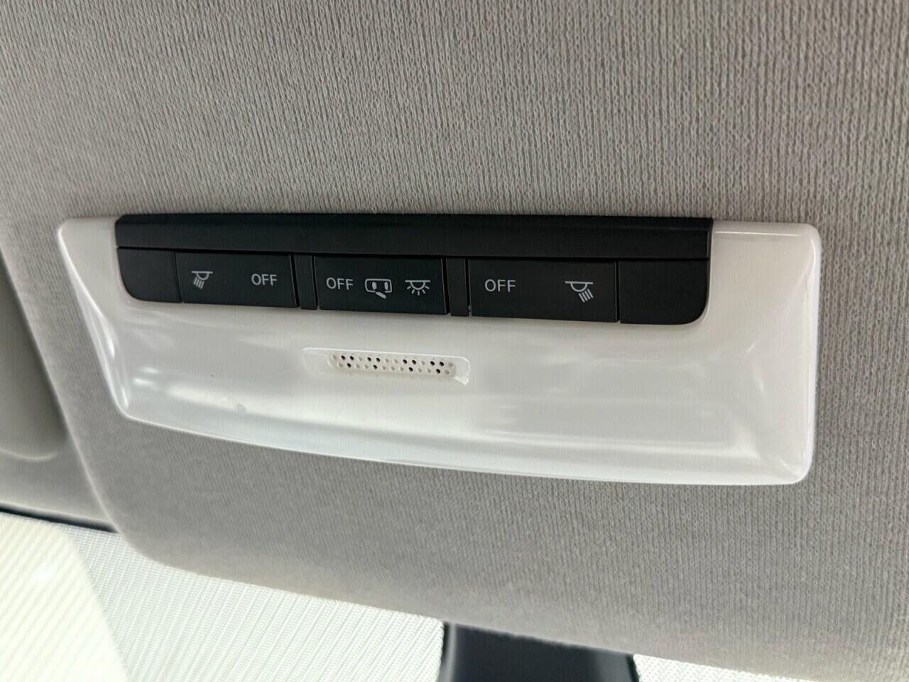 Nissan Micra view 23