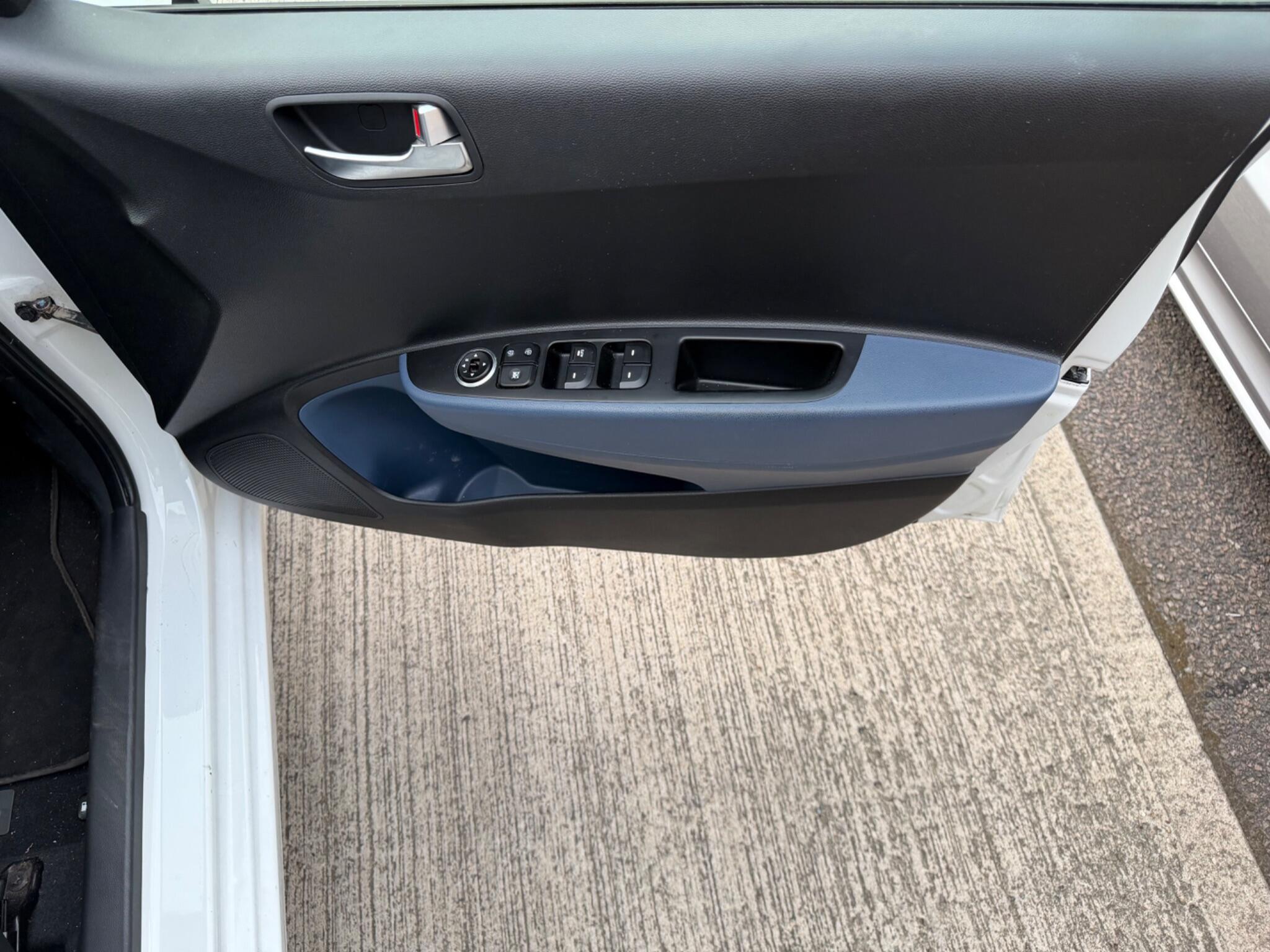 Hyundai I10 view 33