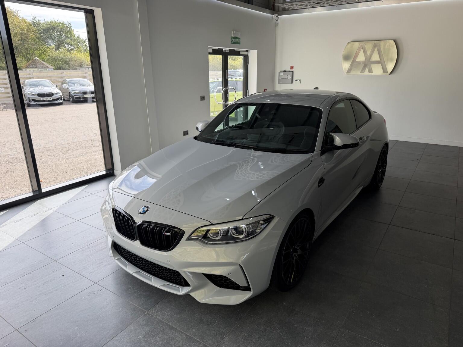 BMW M2 view 31