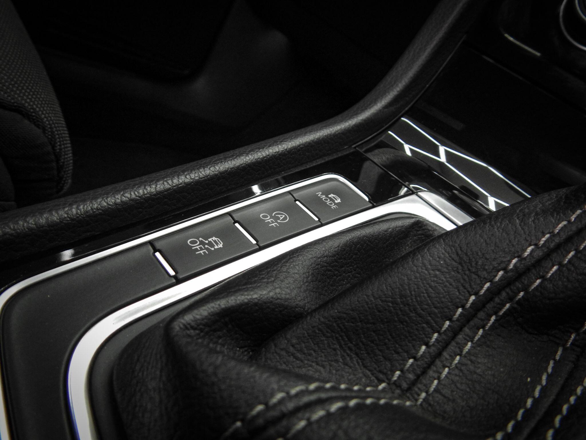 Volkswagen Golf view 35