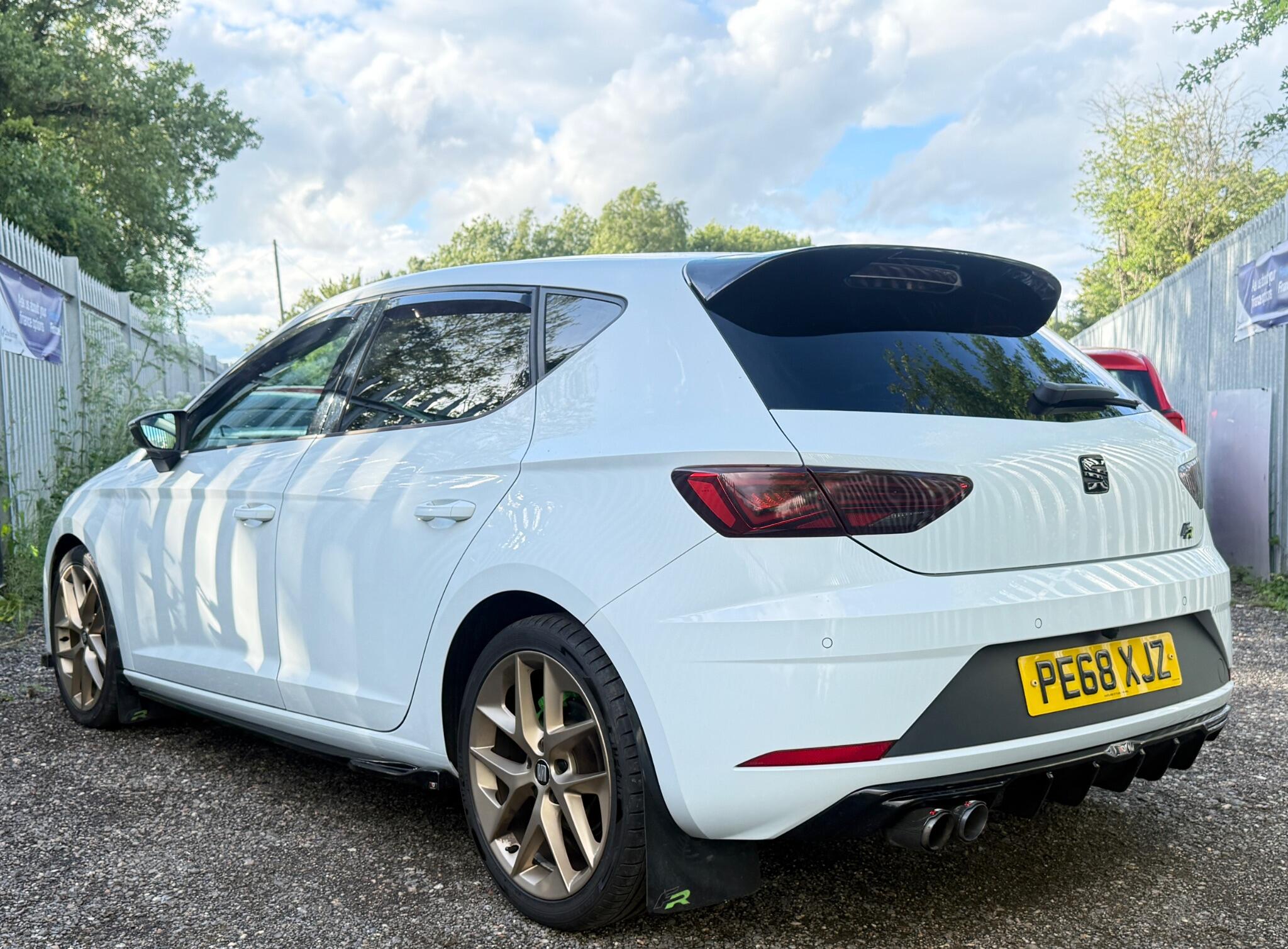 2018 SEAT Leon image 2