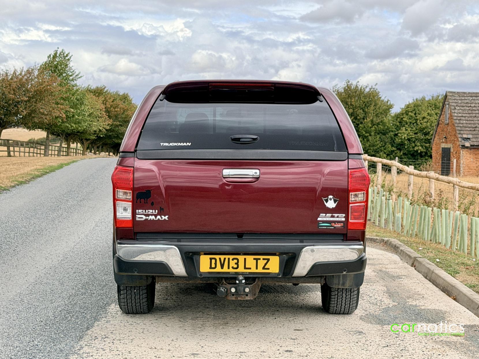 Isuzu D-Max view 3