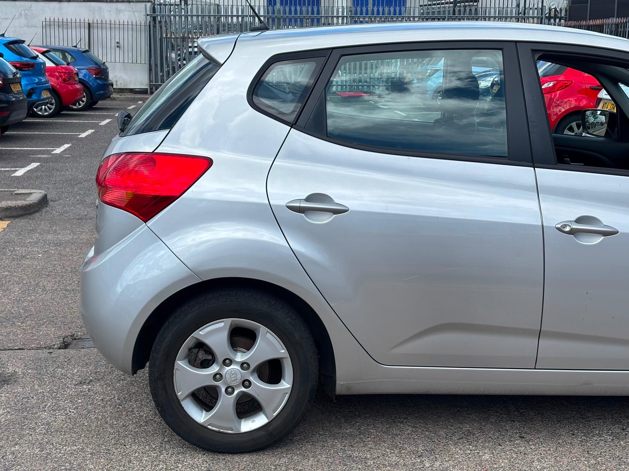 Kia Venga view 42