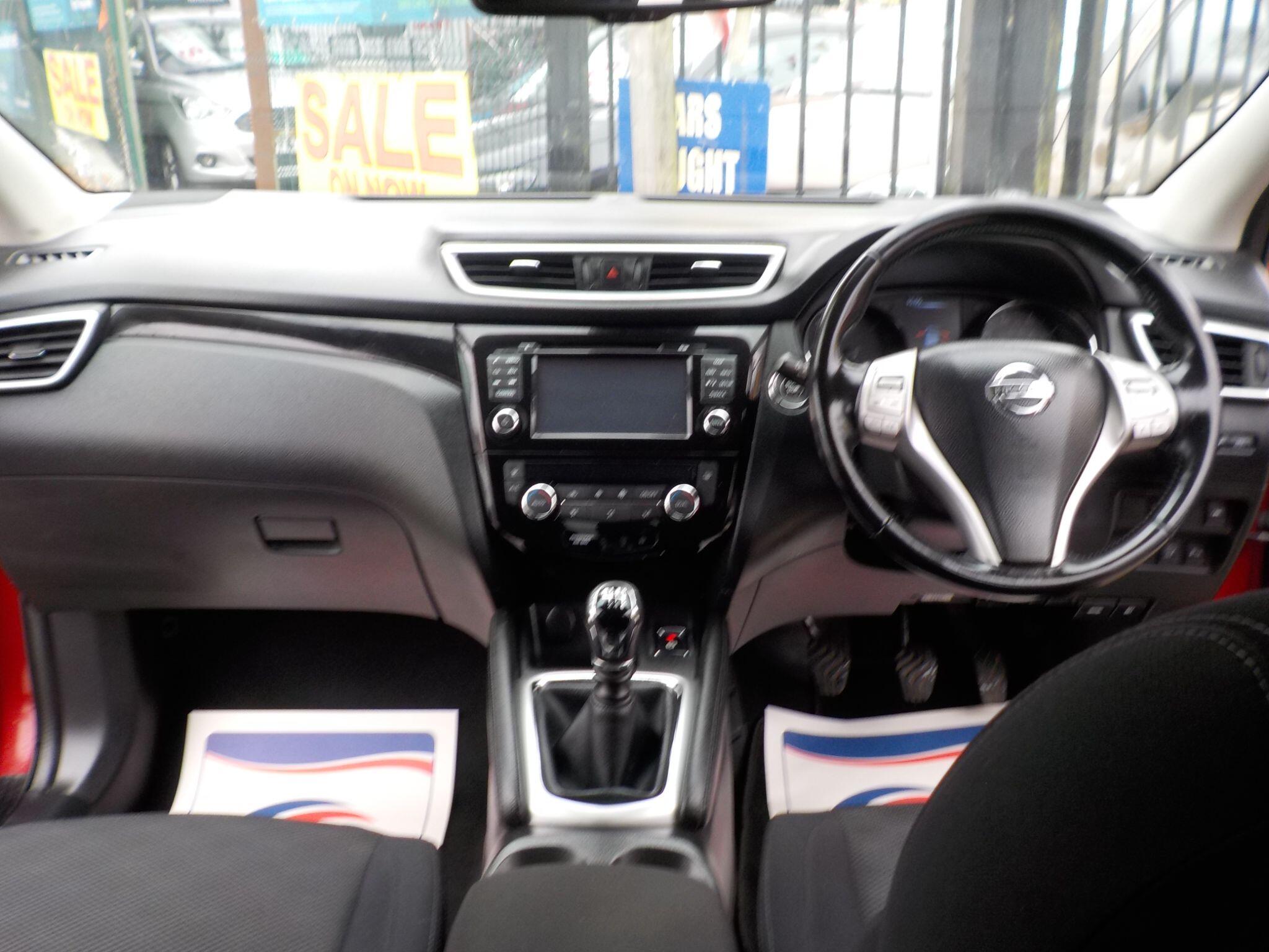 Nissan Qashqai 1.5 dCi n-tec 2WD Euro 6 (s/s) 5dr