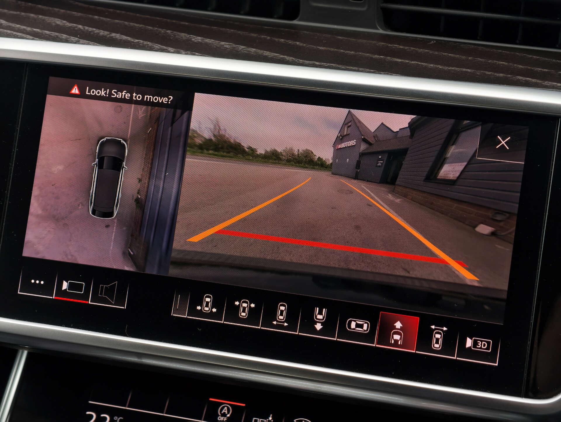 Audi S6 Avant view 41