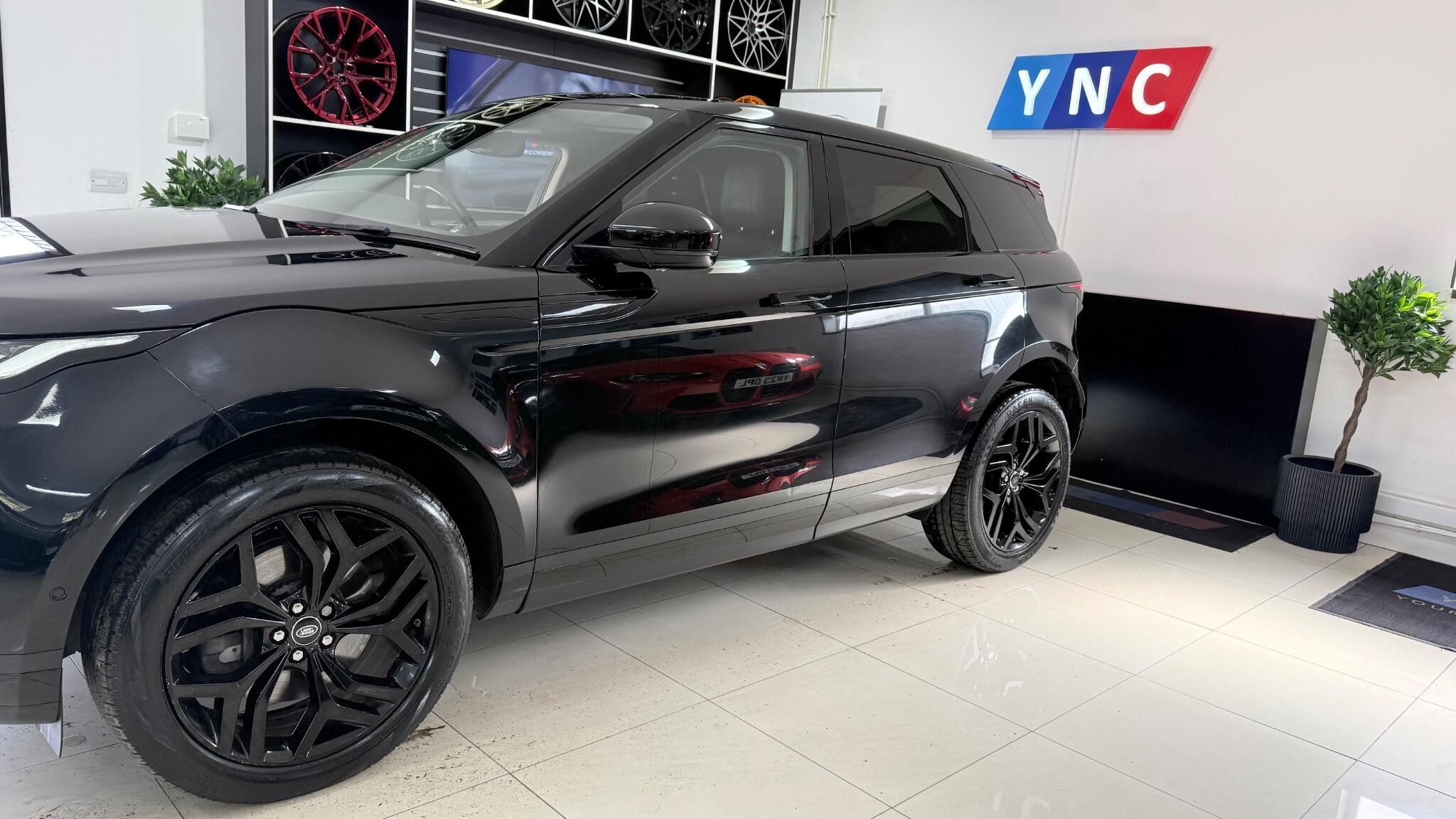 Land Rover Range Rover Evoque view 19