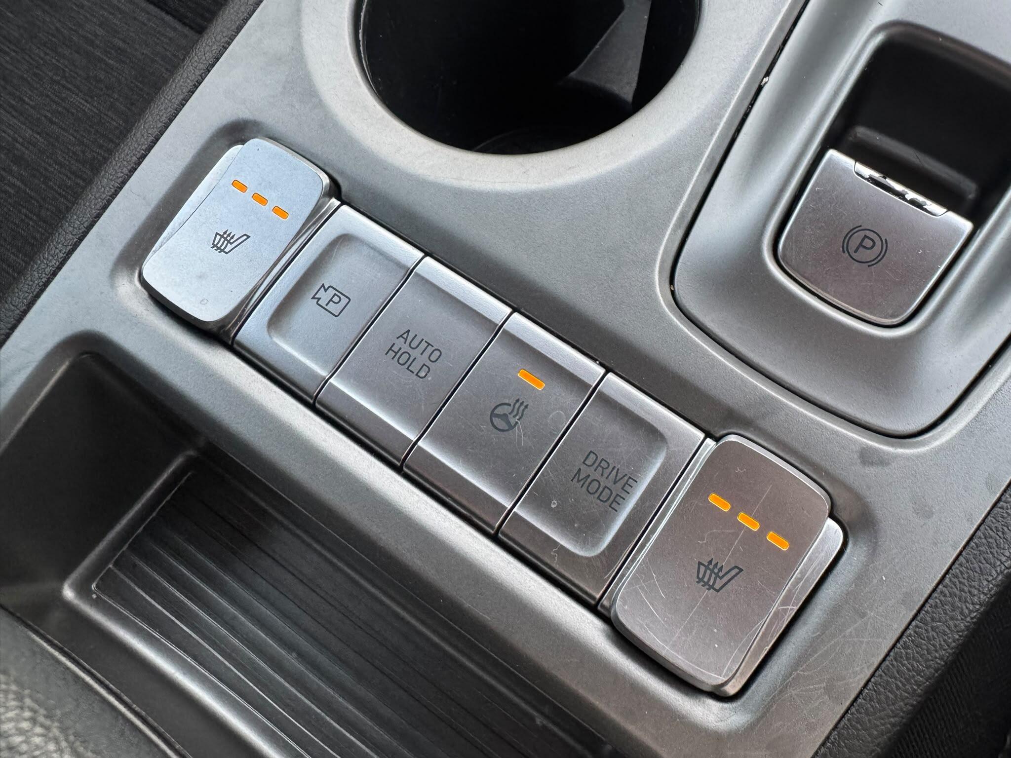 Hyundai Kona view 50