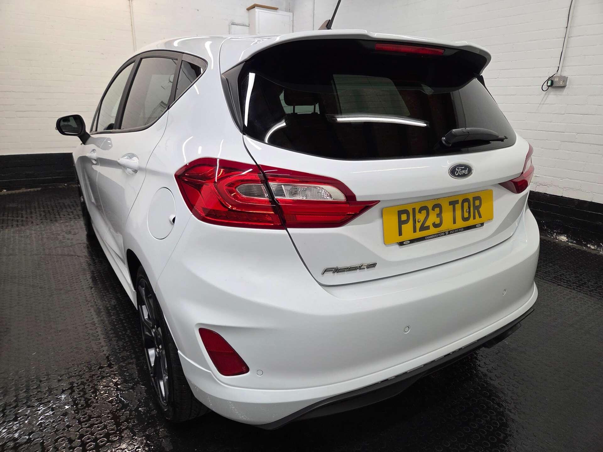 Ford Fiesta view 4