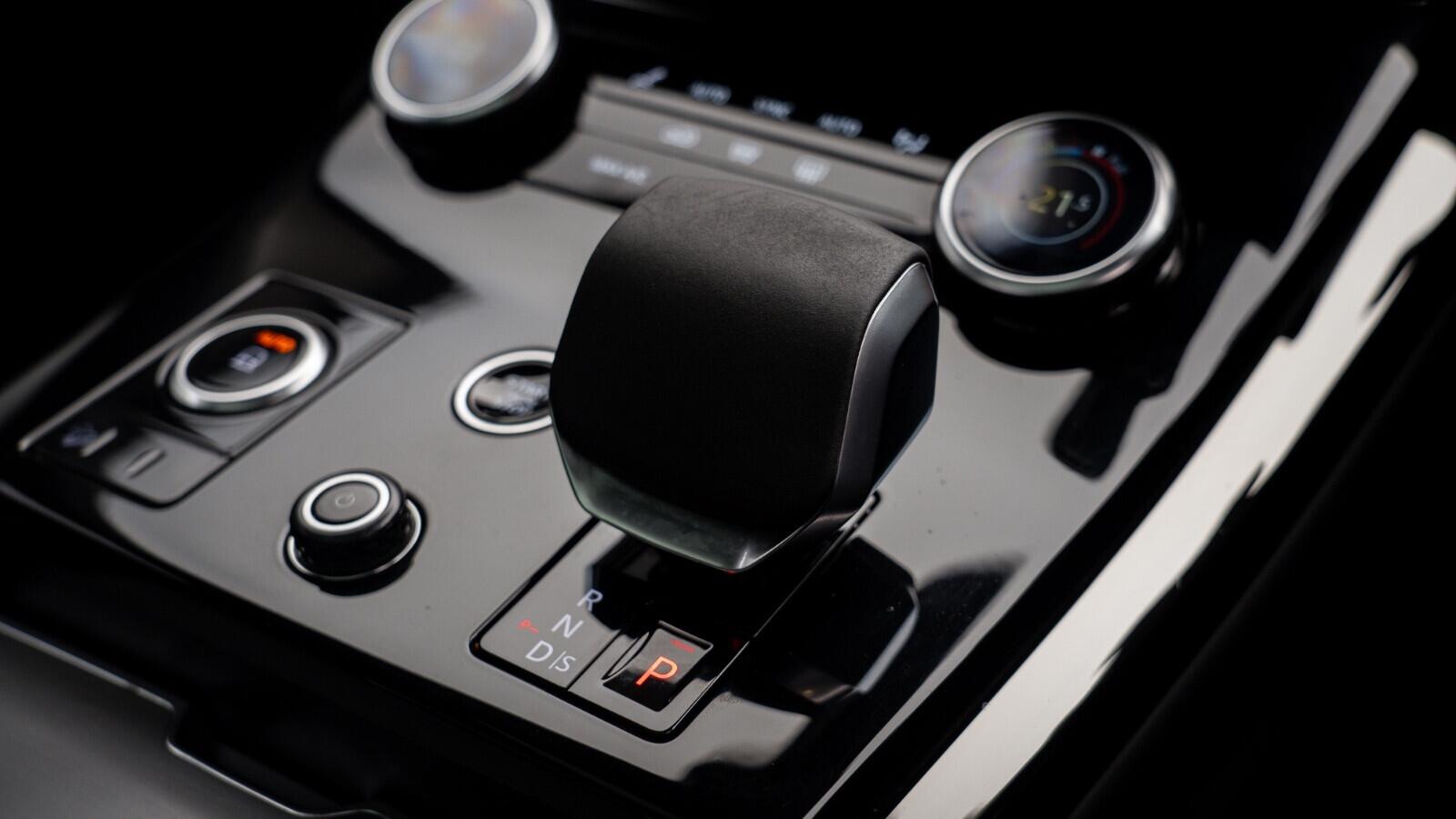 Land Rover Range Rover Sport view 27