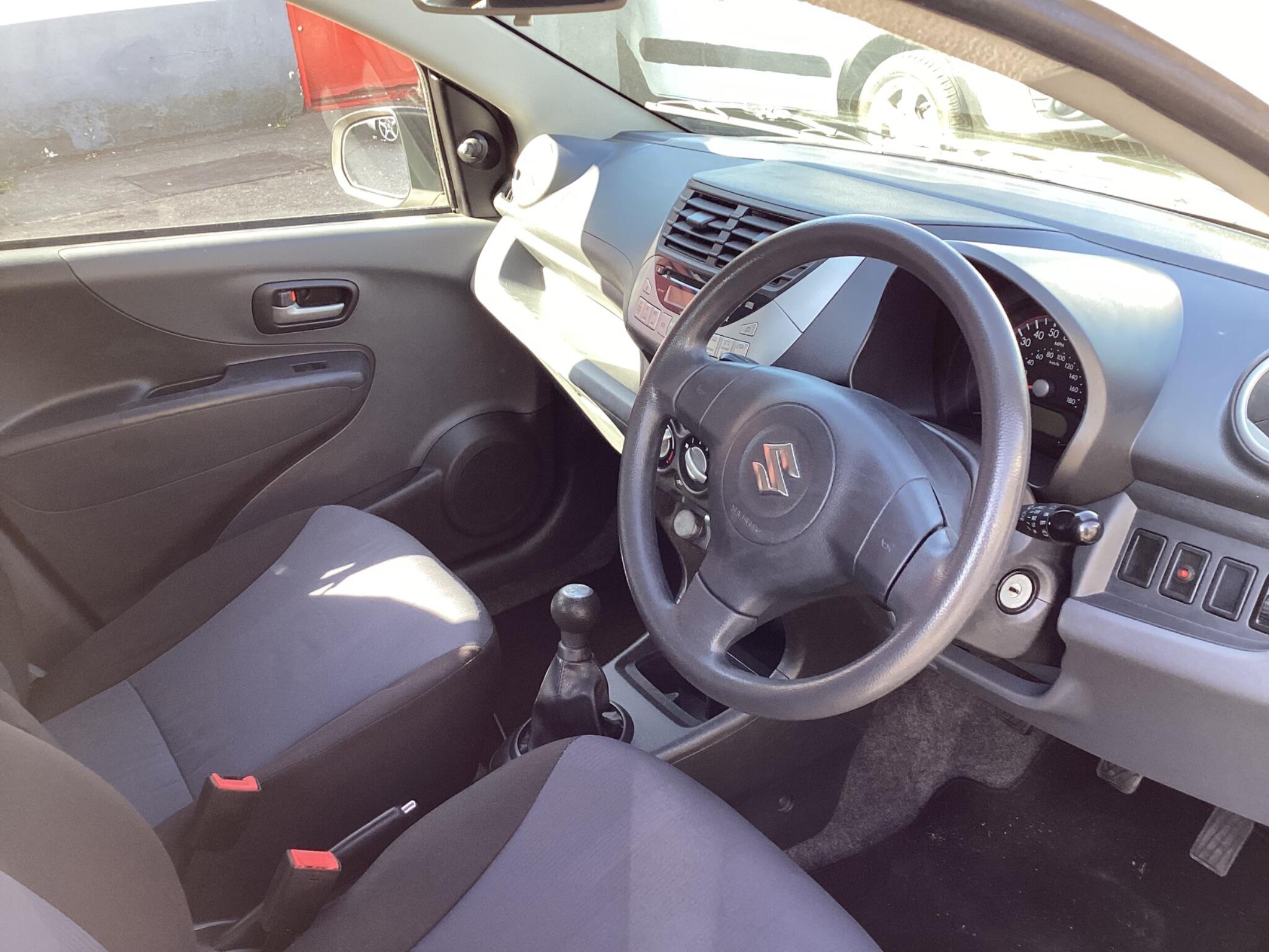 Suzuki Alto view 14