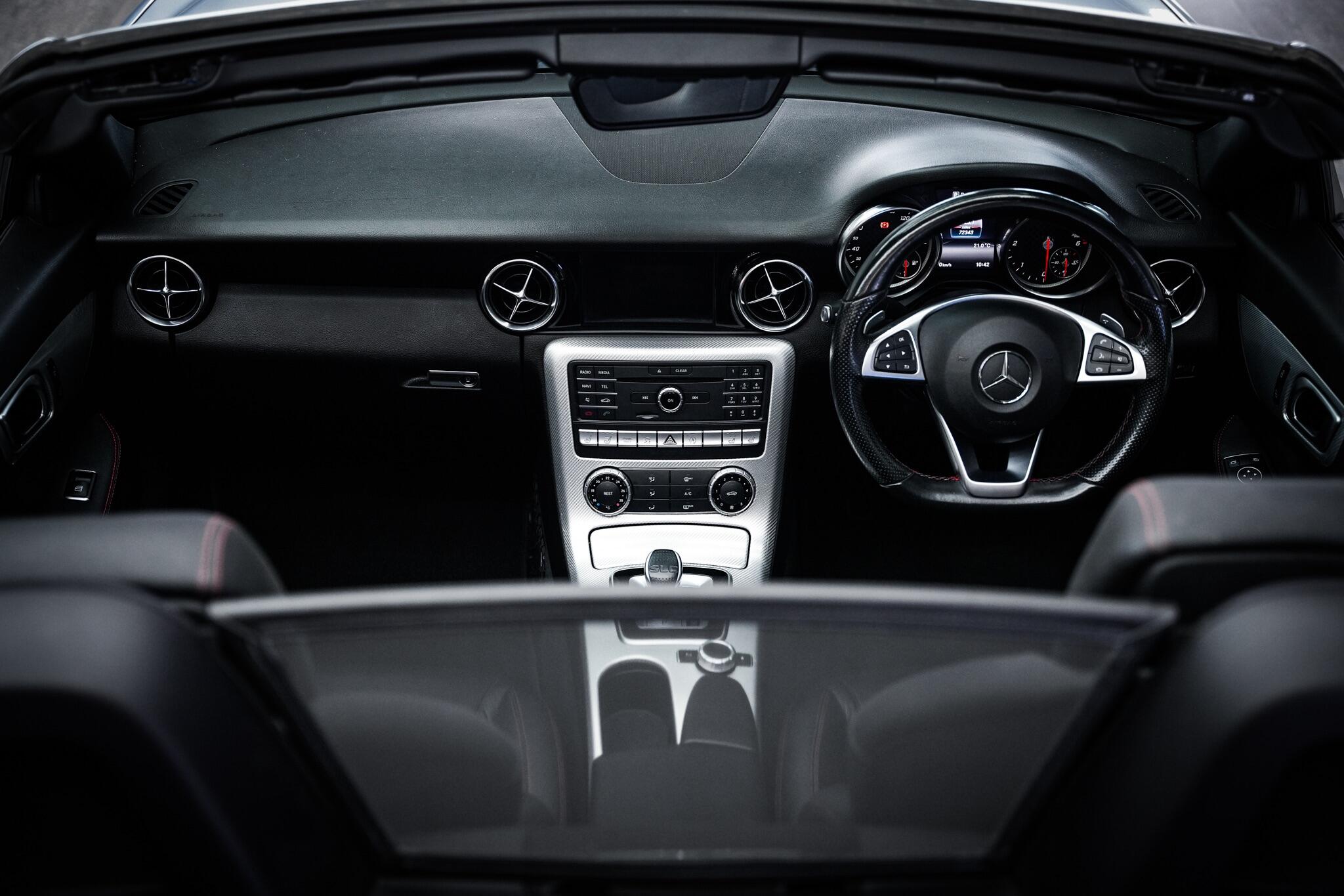 Mercedes-Benz SLC view 21