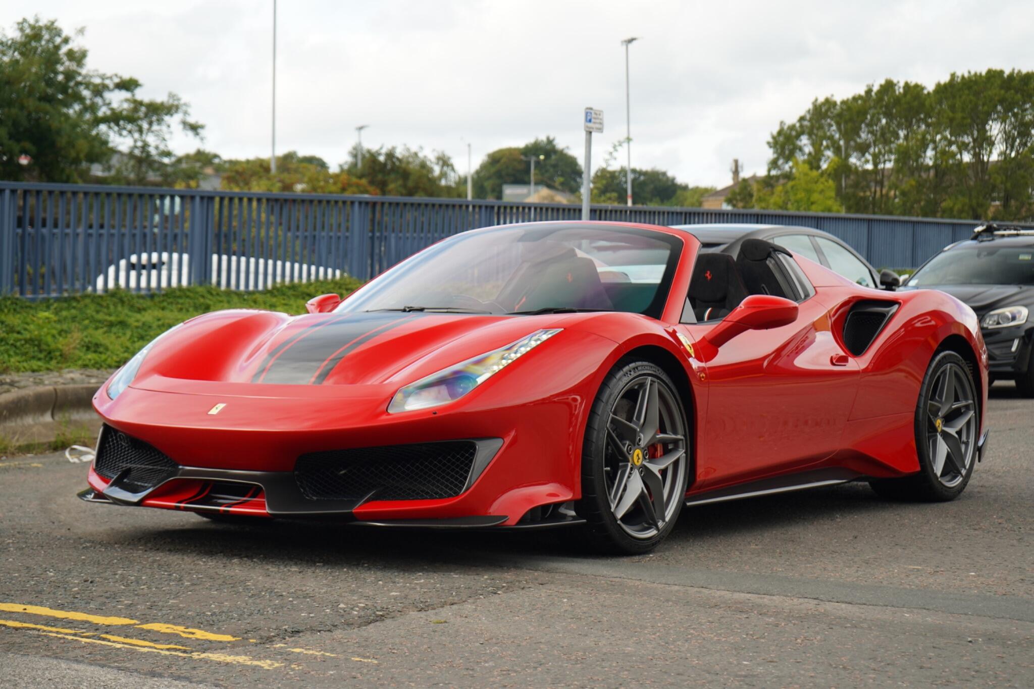 Ferrari 488 Pista view 8