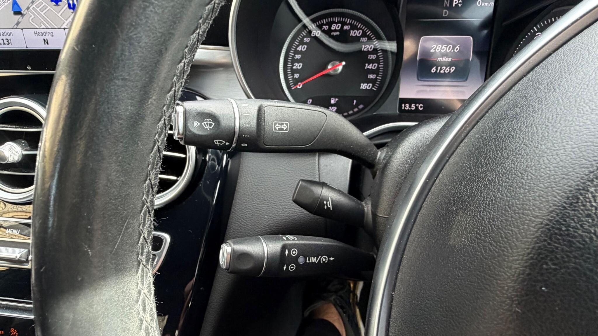Mercedes-Benz C-Class view 43