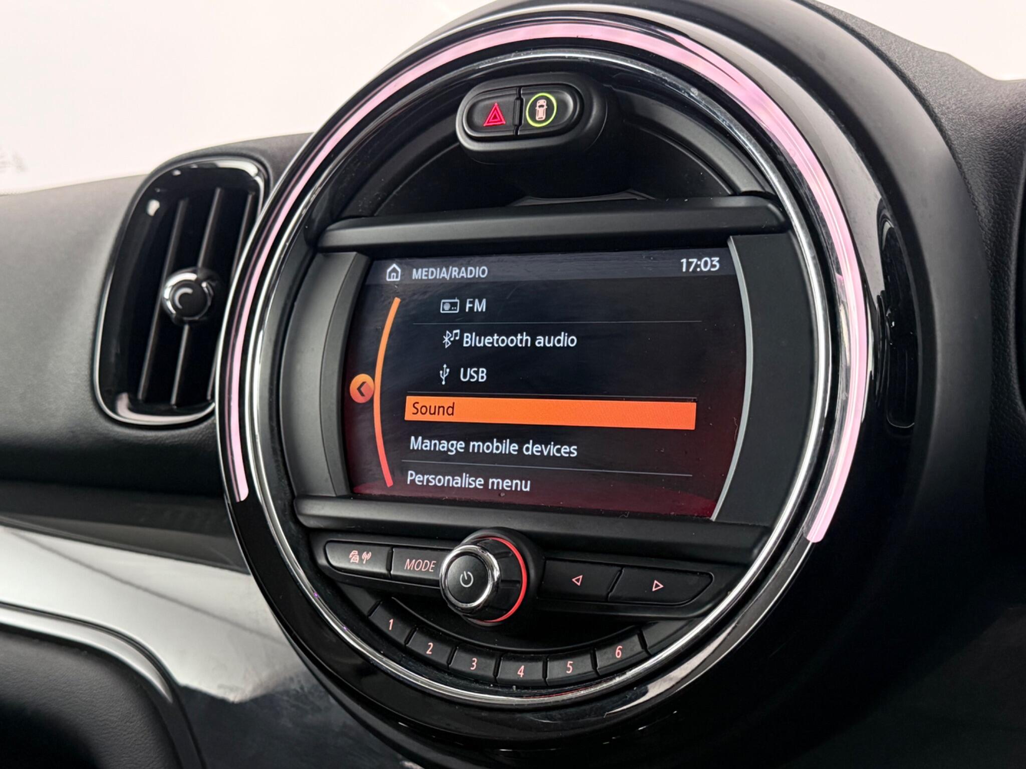 Mini Countryman view 19