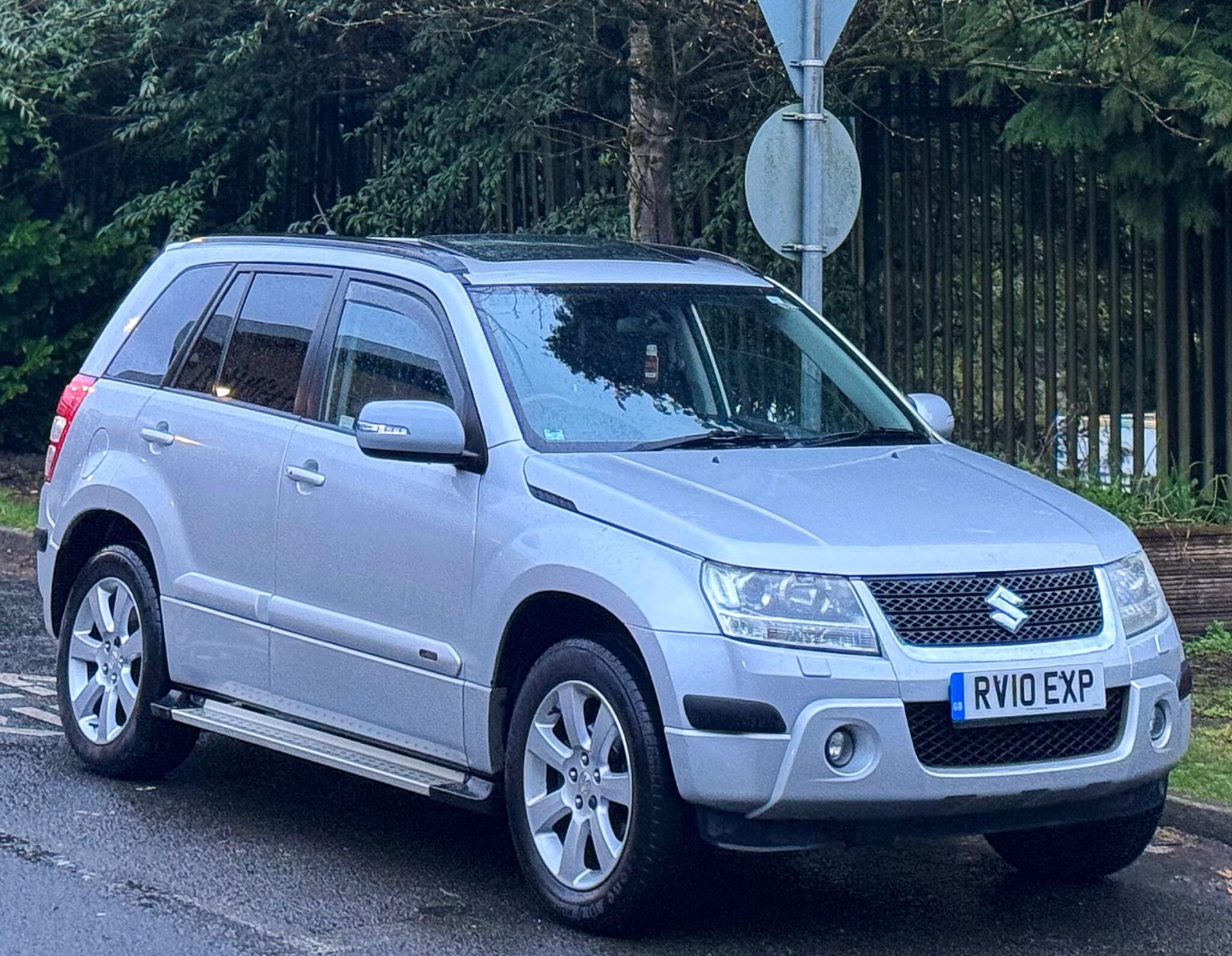 2010 Suzuki Grand Vitara 2.4 VVT SZ5 Auto 4WD Euro 4 5dr image 6
