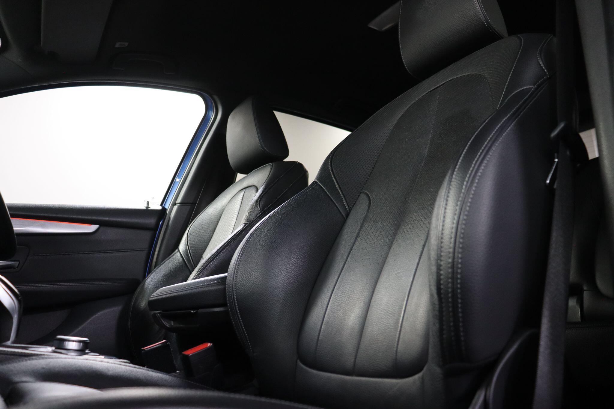 BMW 2 Series Active Tourer view 35
