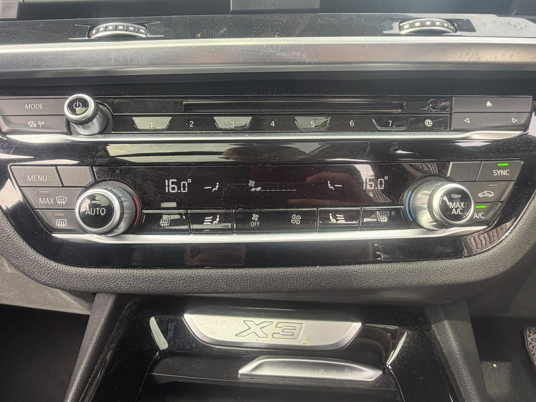 BMW X3 view 28