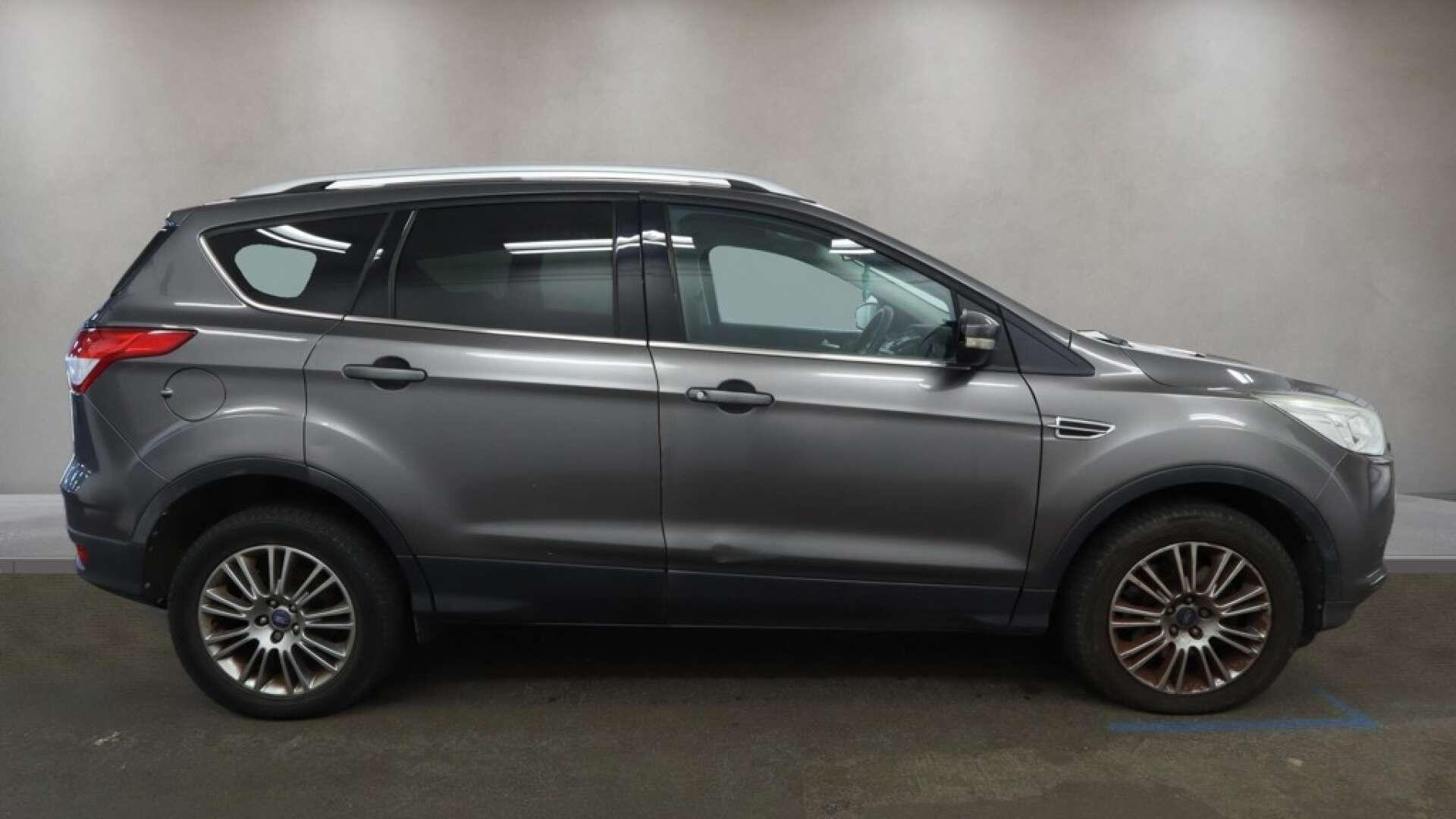 Ford Kuga view 9