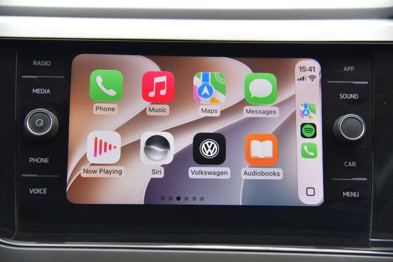 Volkswagen Polo view 8