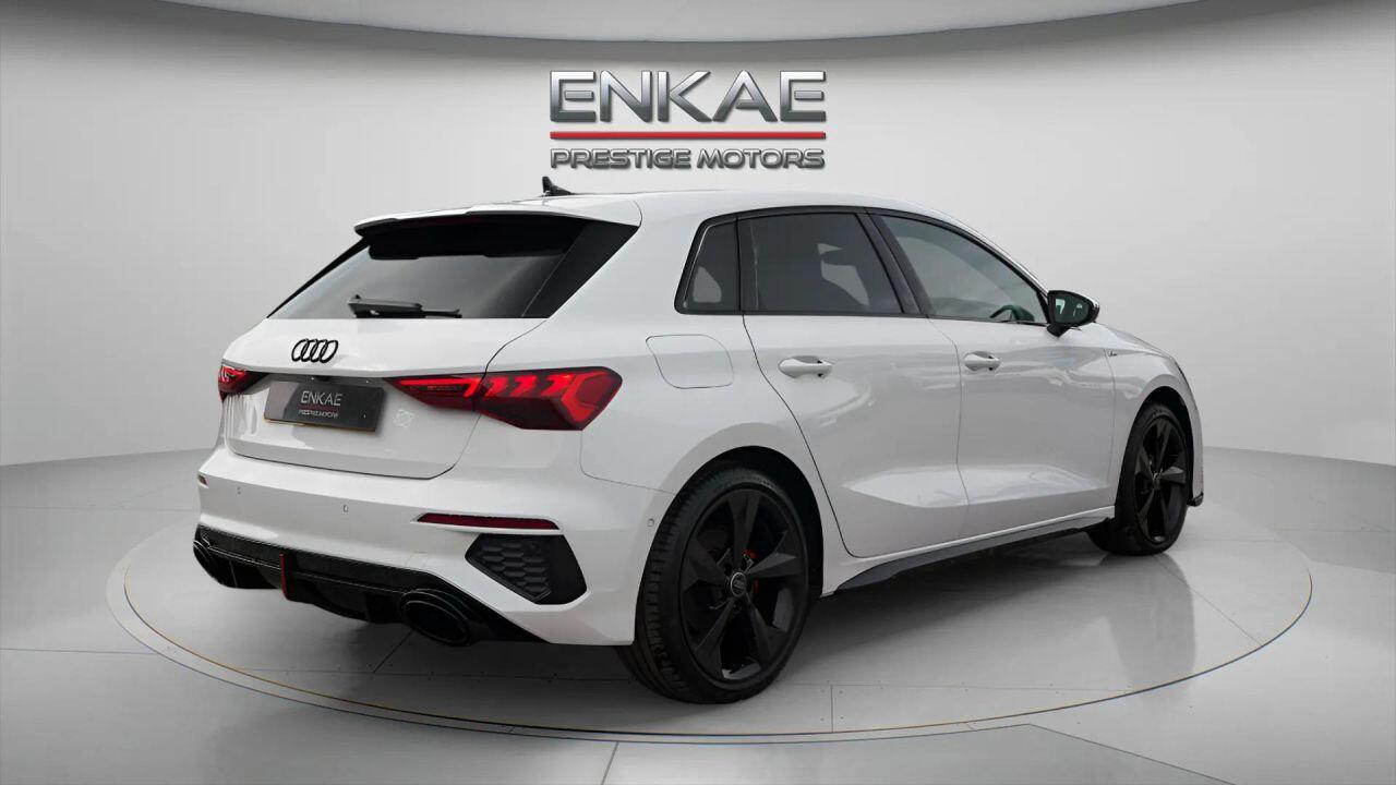 Audi A3 view 3
