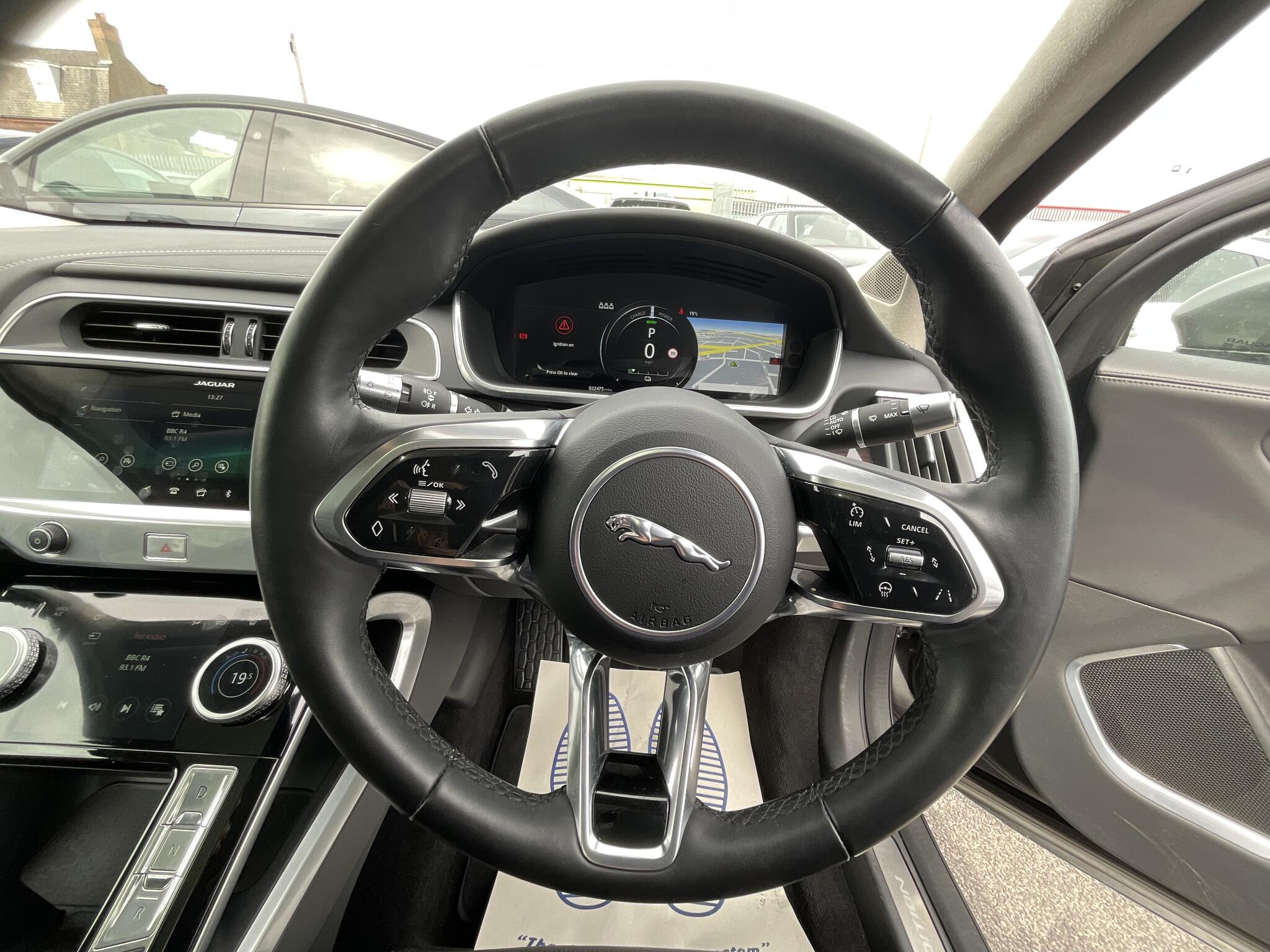 Jaguar I-Pace view 22