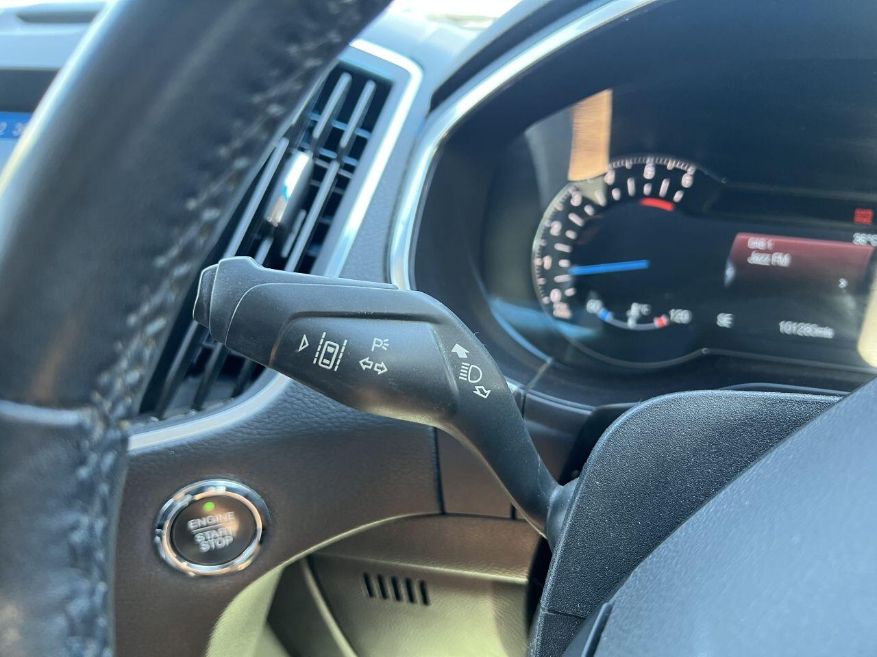 Ford Edge view 69