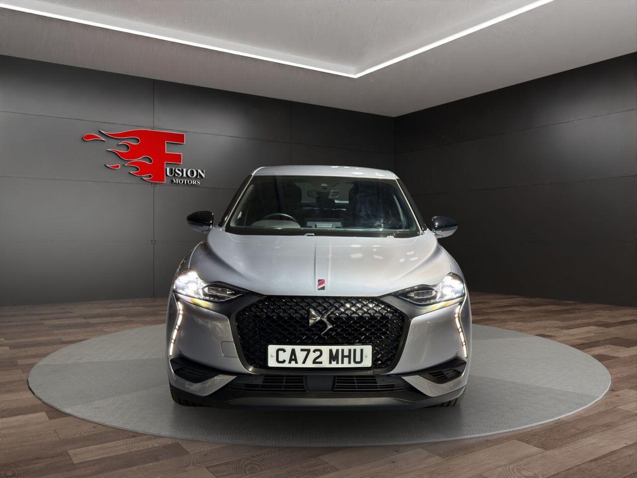 DS Automobiles DS 3 Crossback view 2