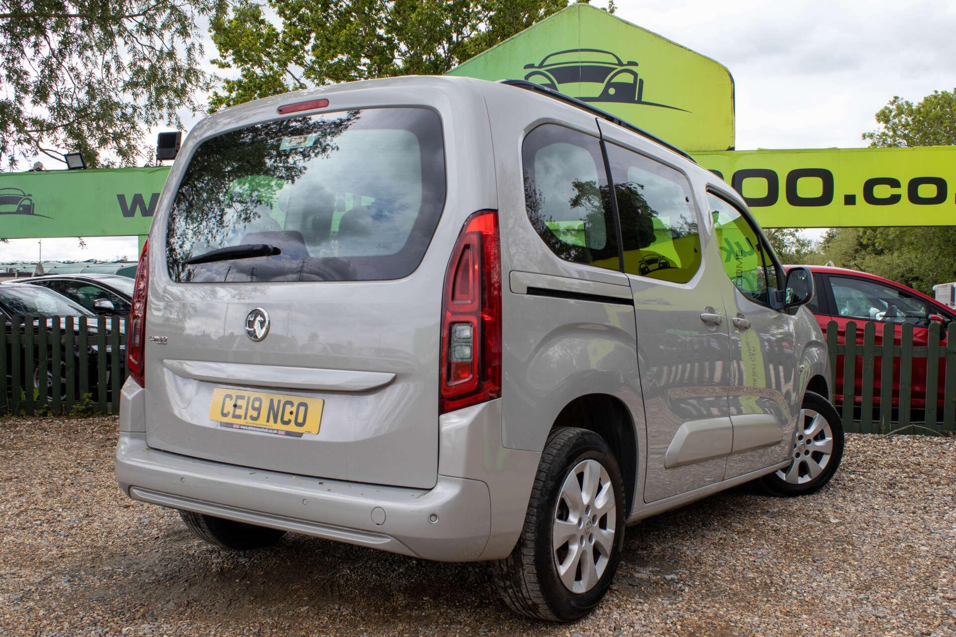 Vauxhall Combo Life view 6