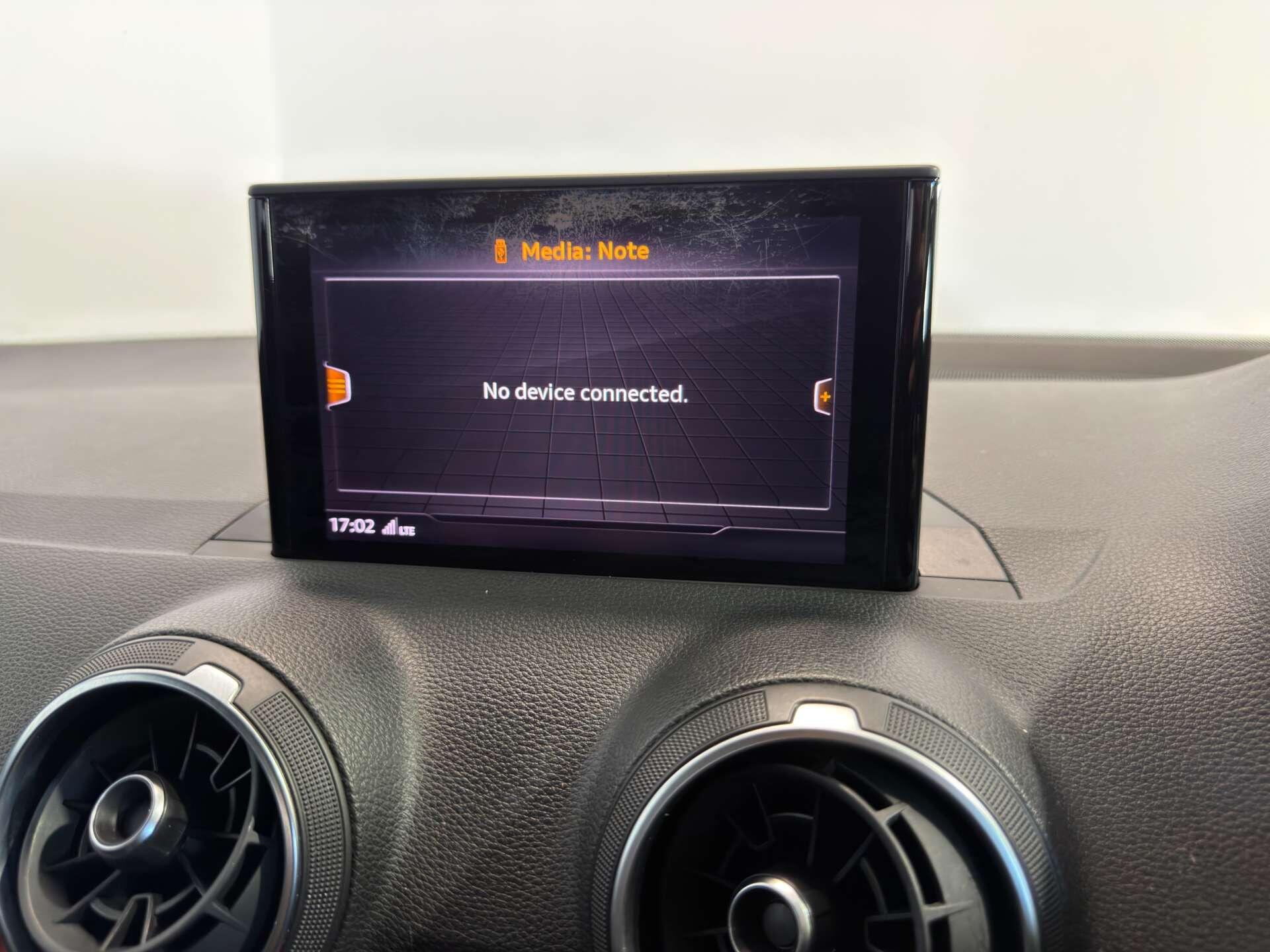 Audi Q2 view 39