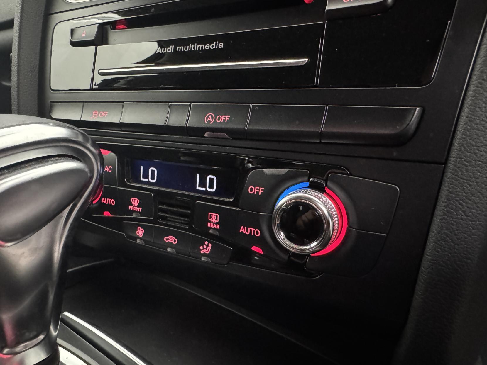 Audi A4 Avant view 75