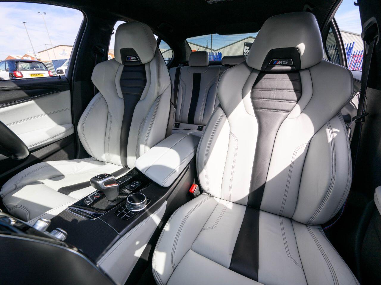 BMW M5 view 19