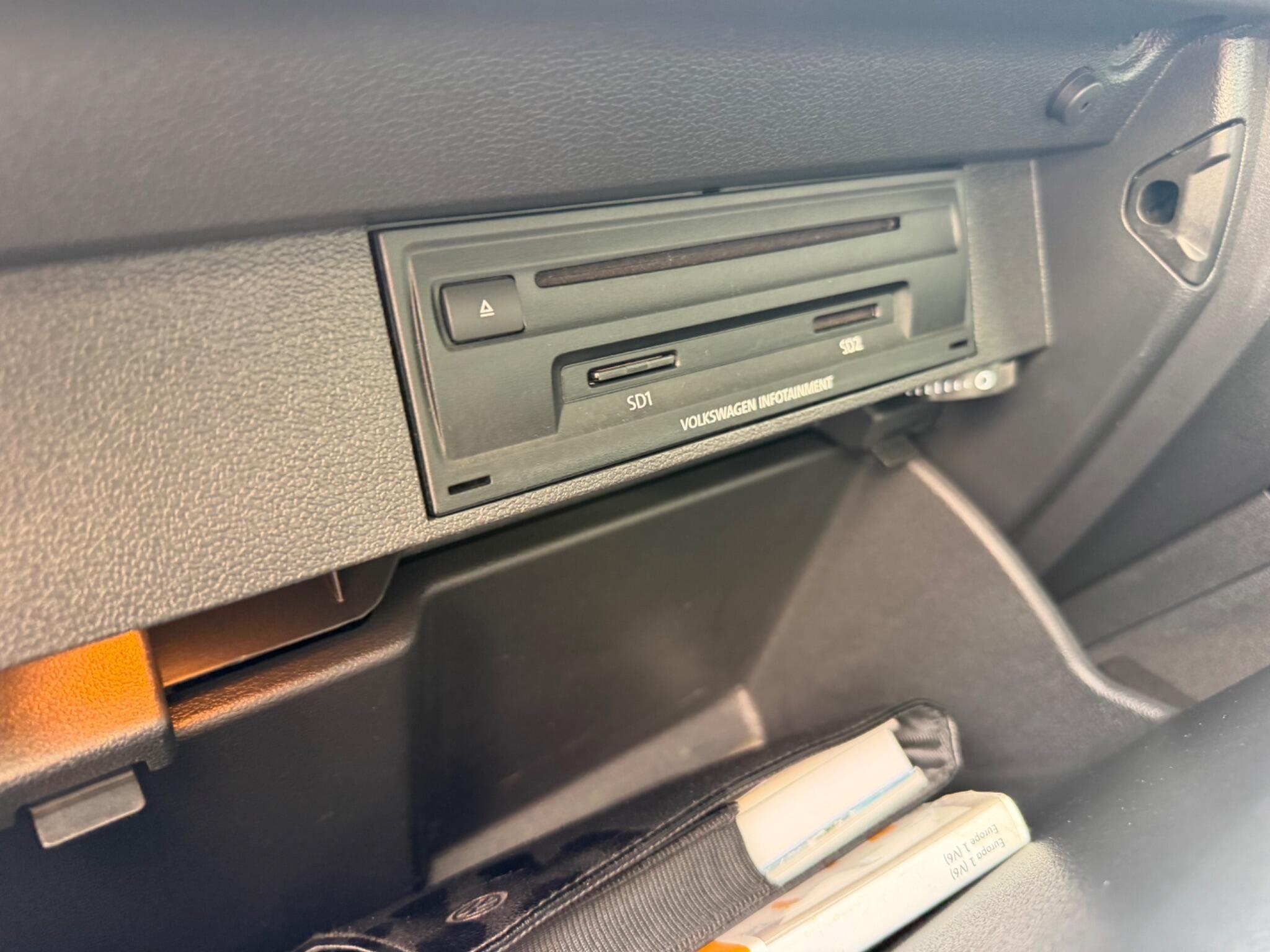 Volkswagen Tiguan view 6