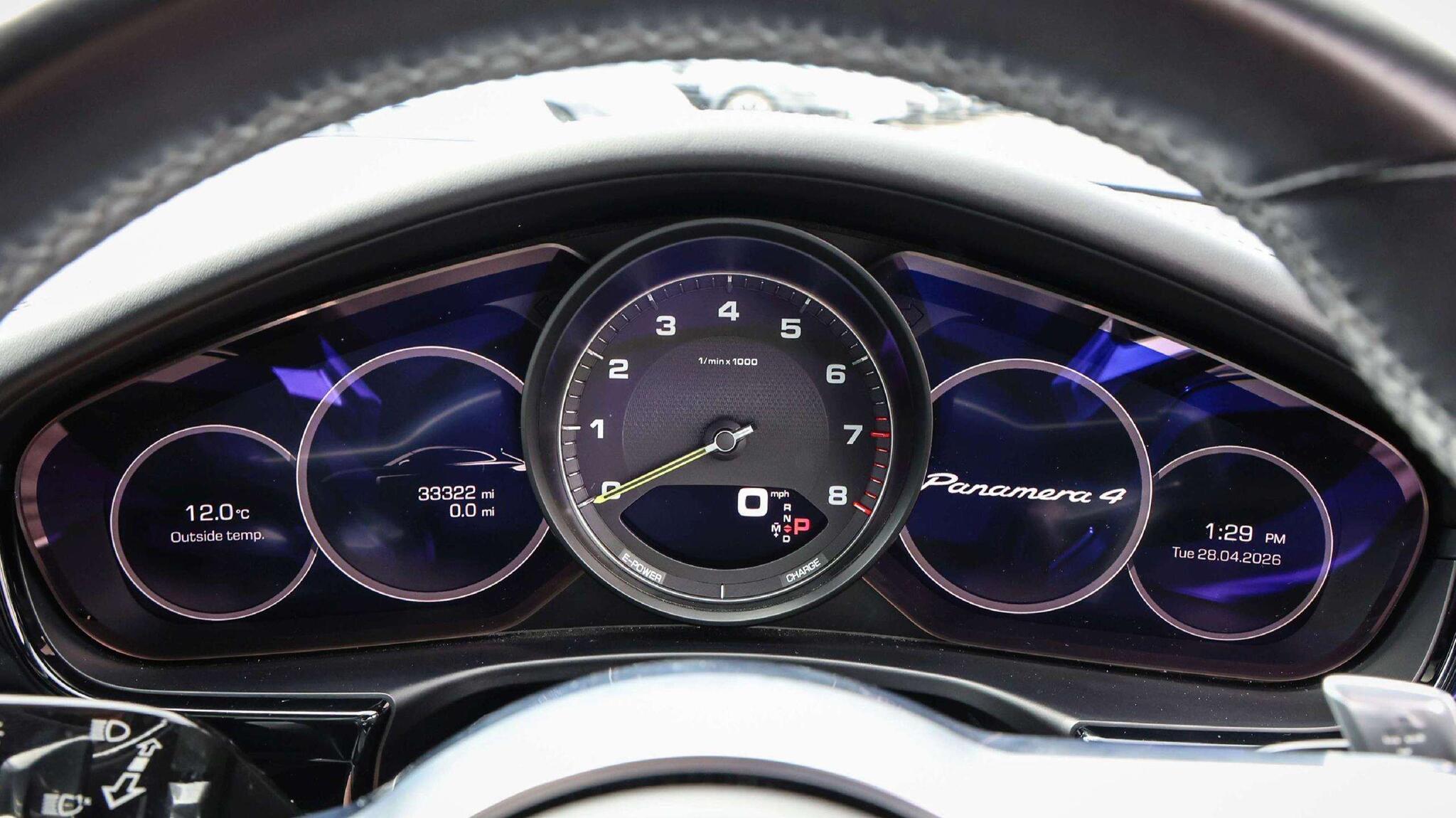 Porsche Panamera view 25