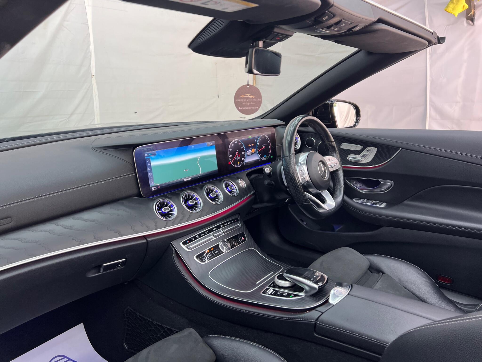 Mercedes-Benz E Class view 15