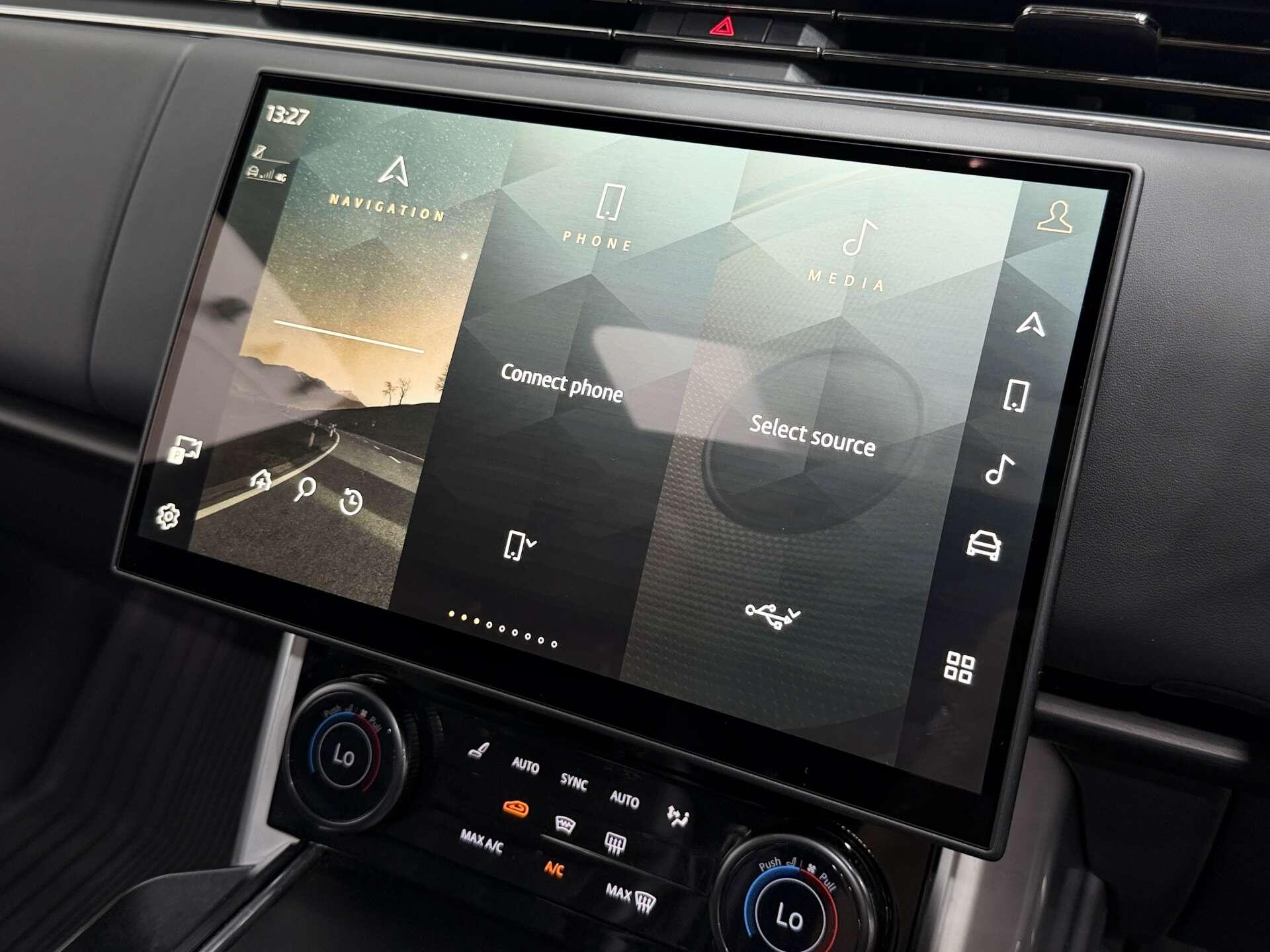 Land Rover Range Rover view 54