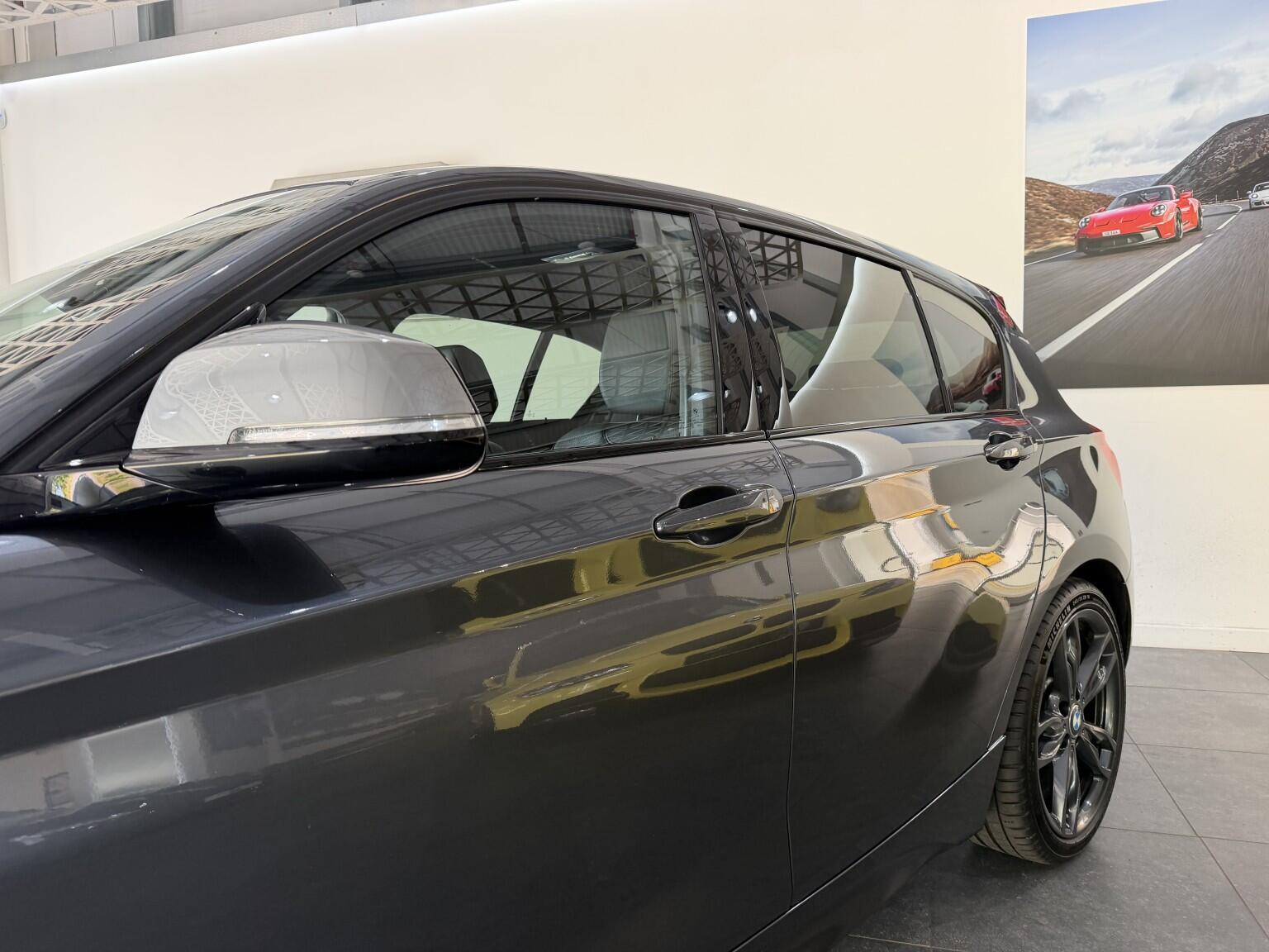 BMW 1 Series view 7