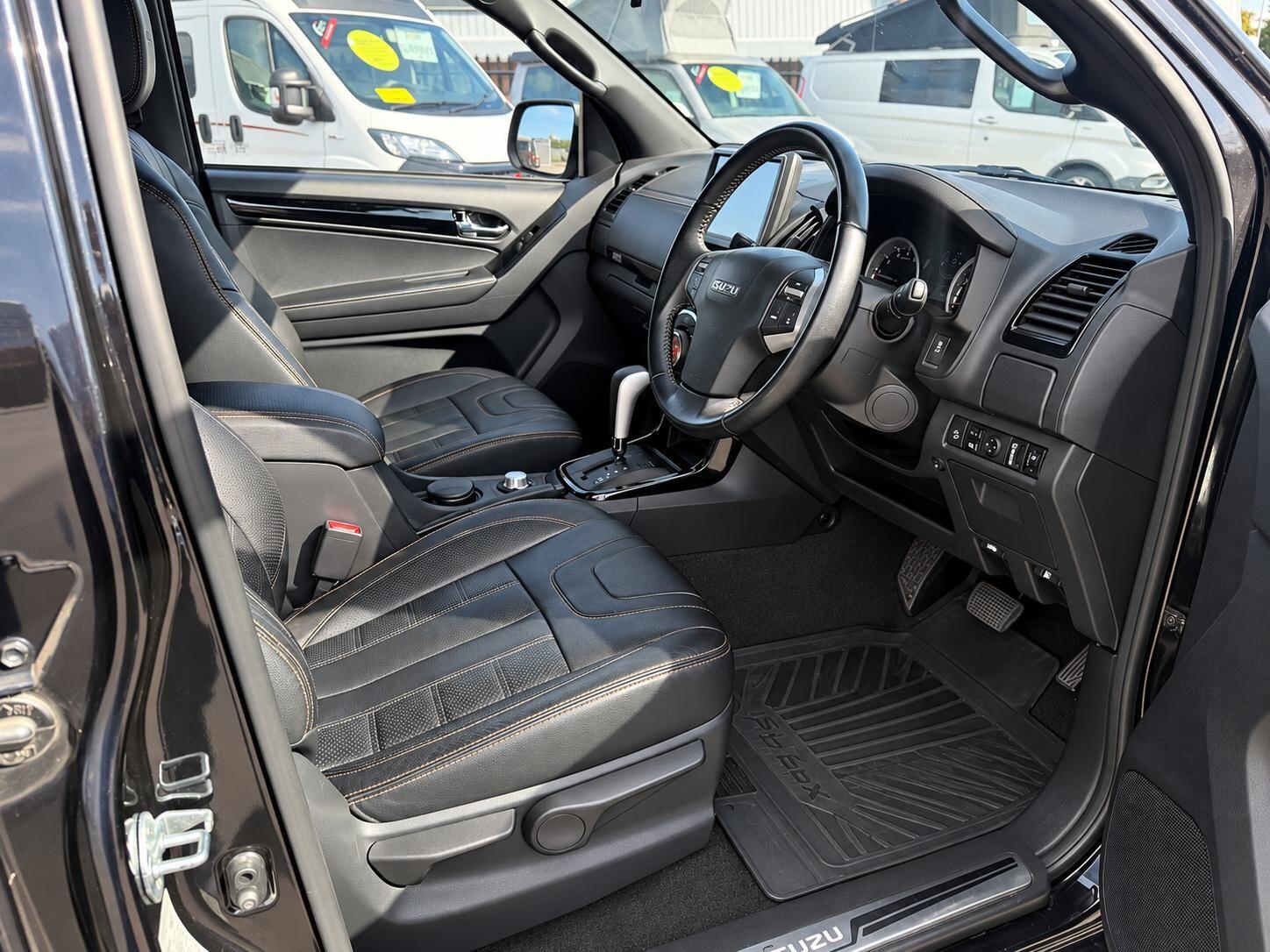 Isuzu D-Max view 12