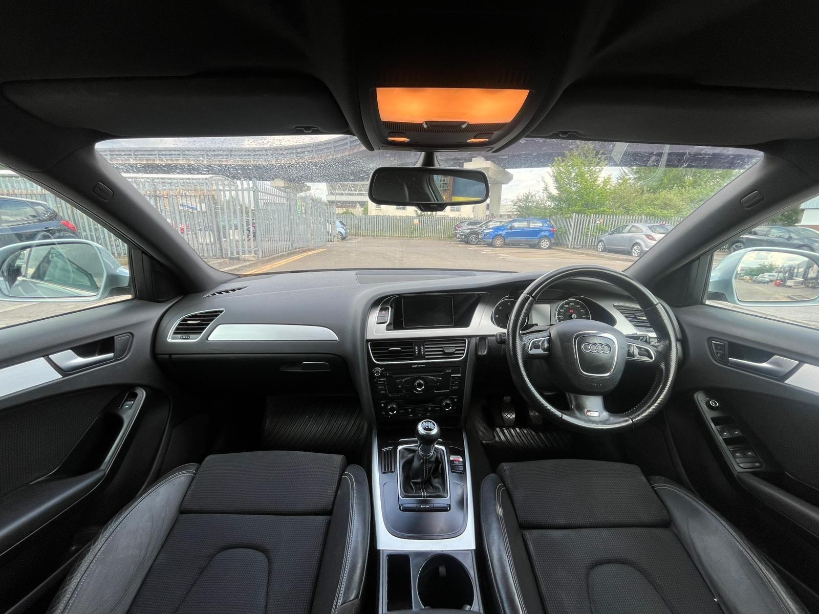 Audi A4 view 22