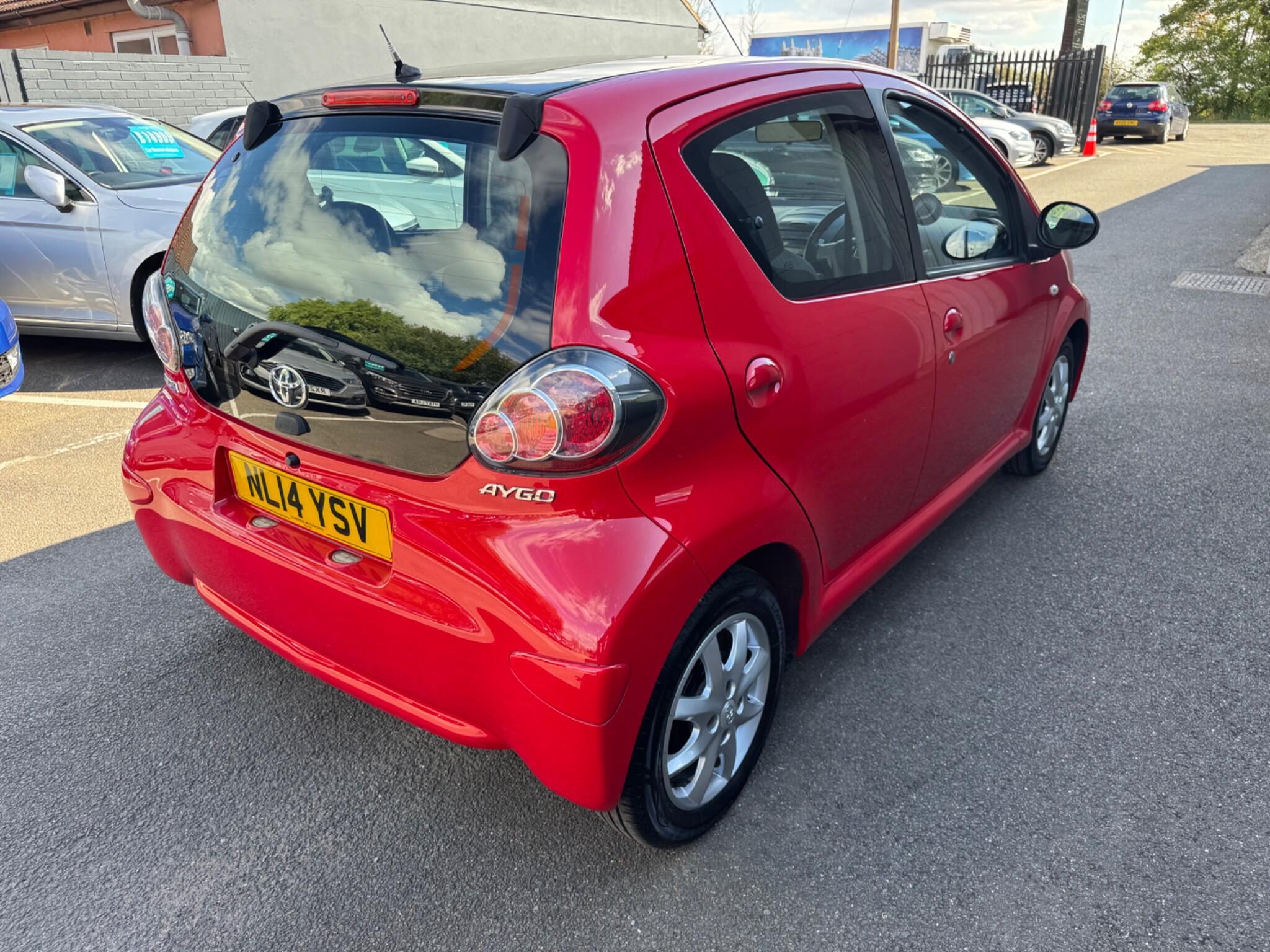 Toyota Aygo view 11