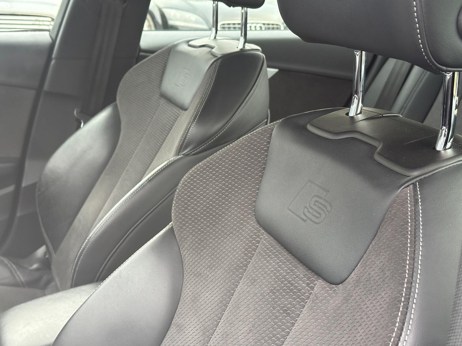 Audi A4 view 15