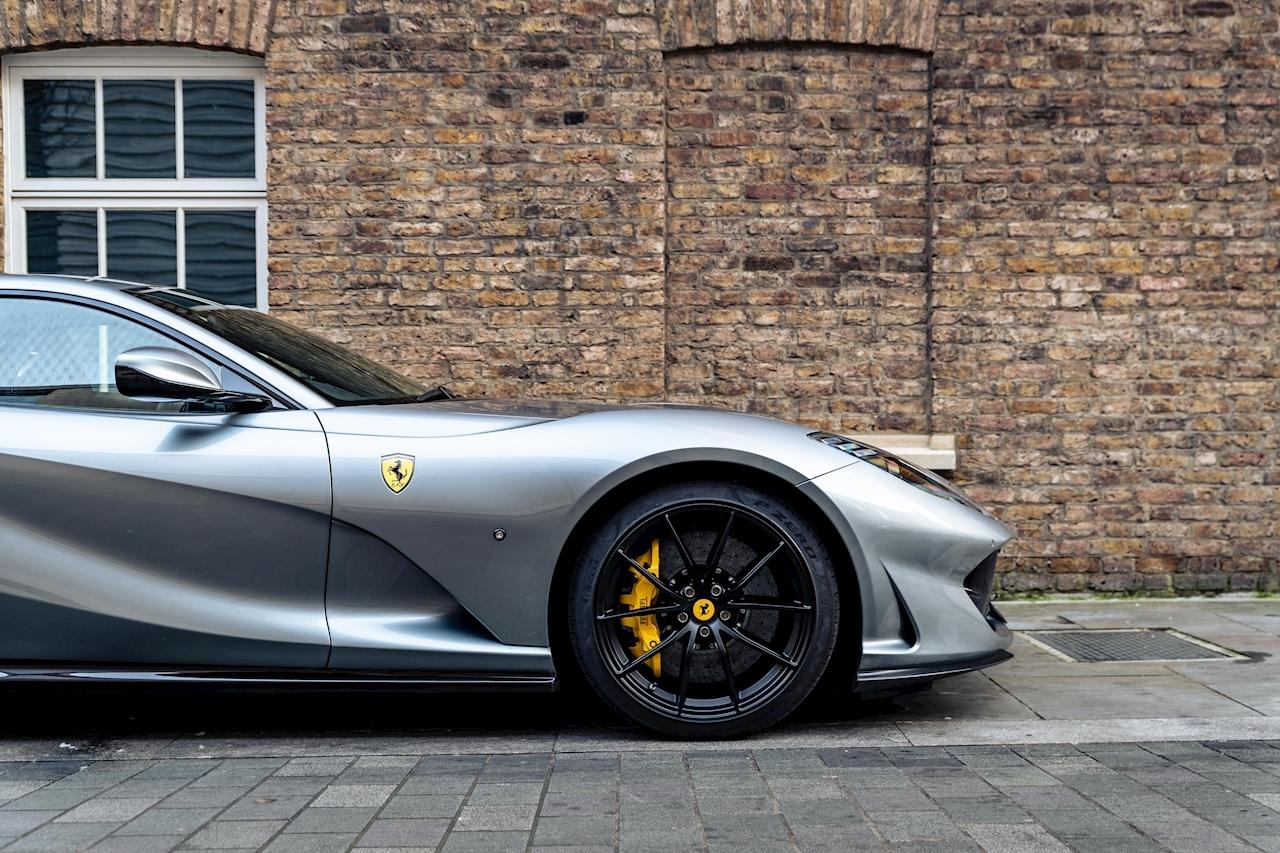 Ferrari 812 Superfast view 7