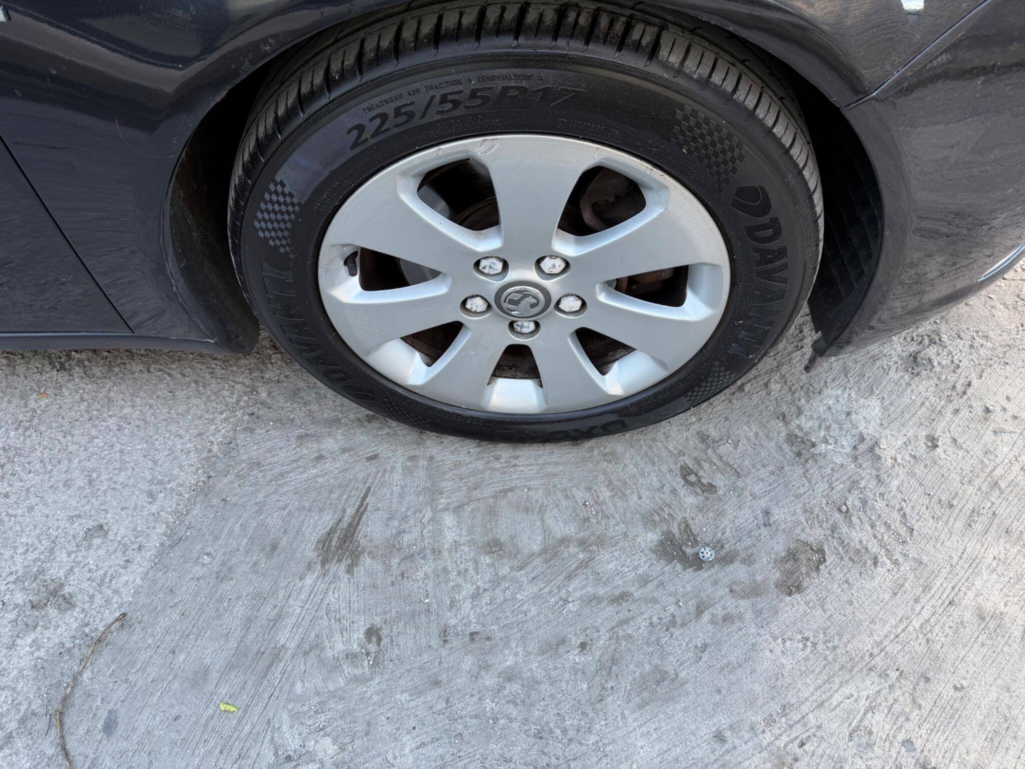 Vauxhall Insignia view 33