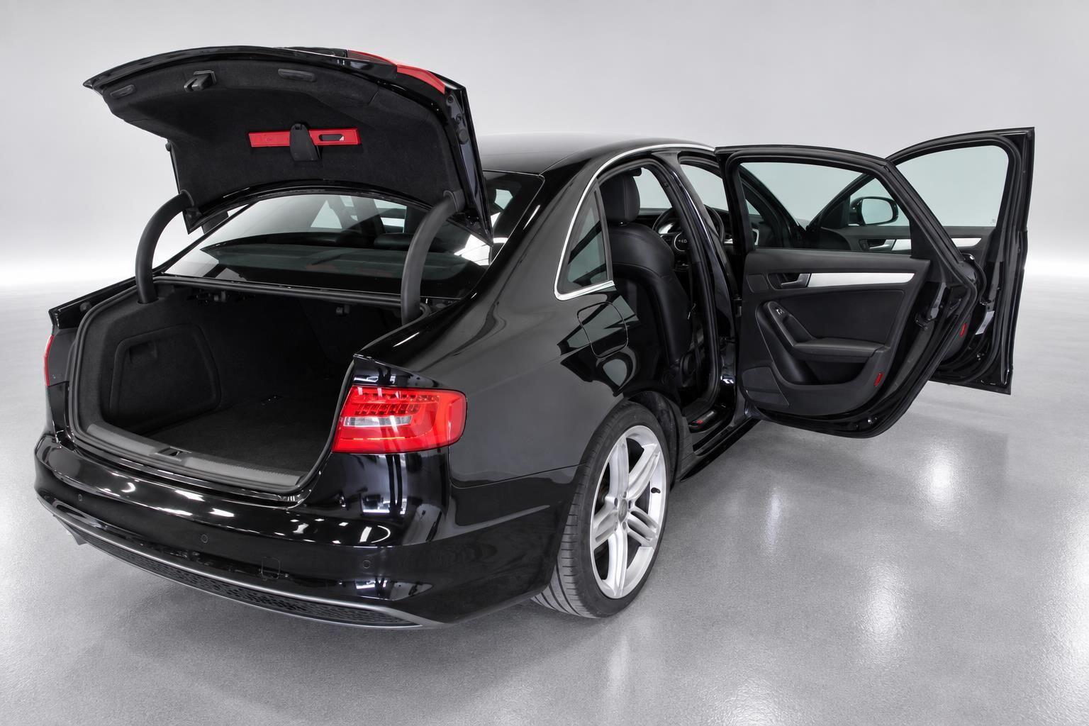 Audi A4 view 27