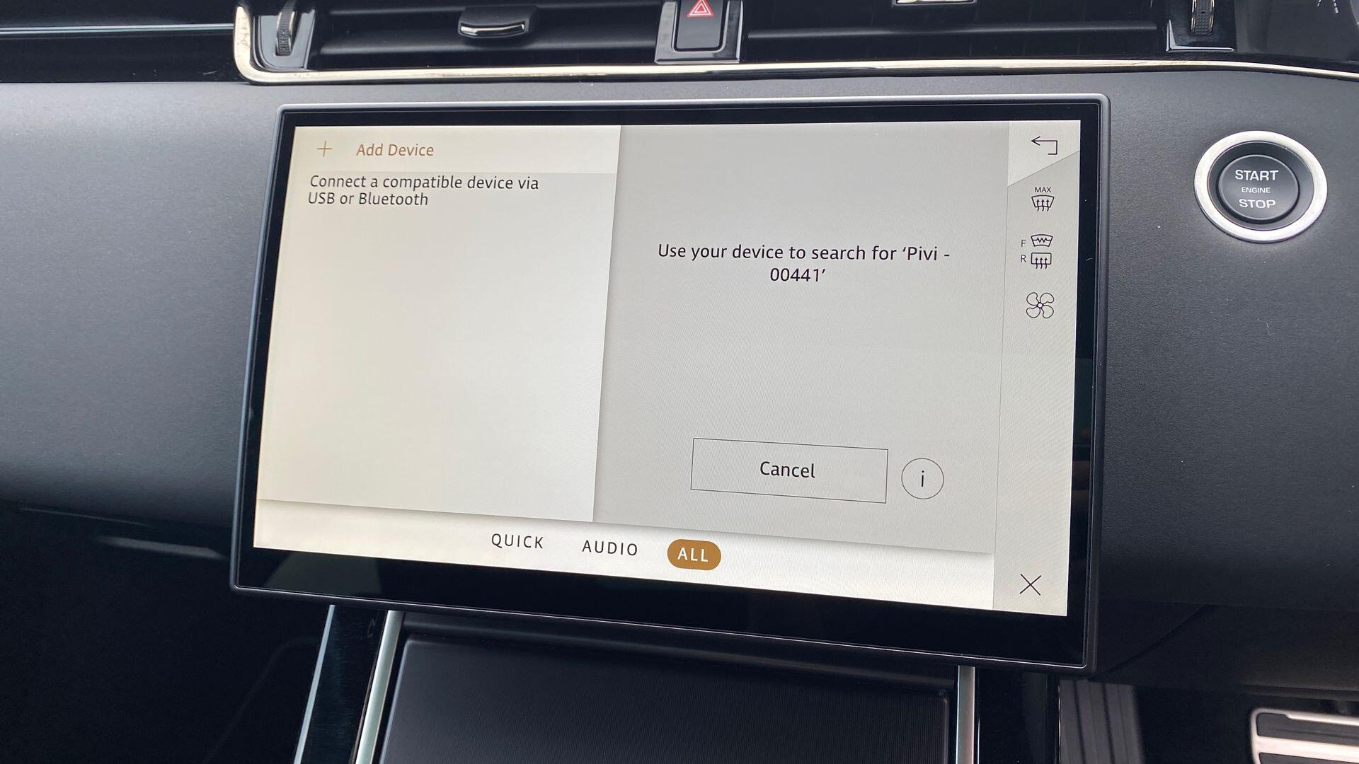 Land Rover Range Rover Evoque view 42