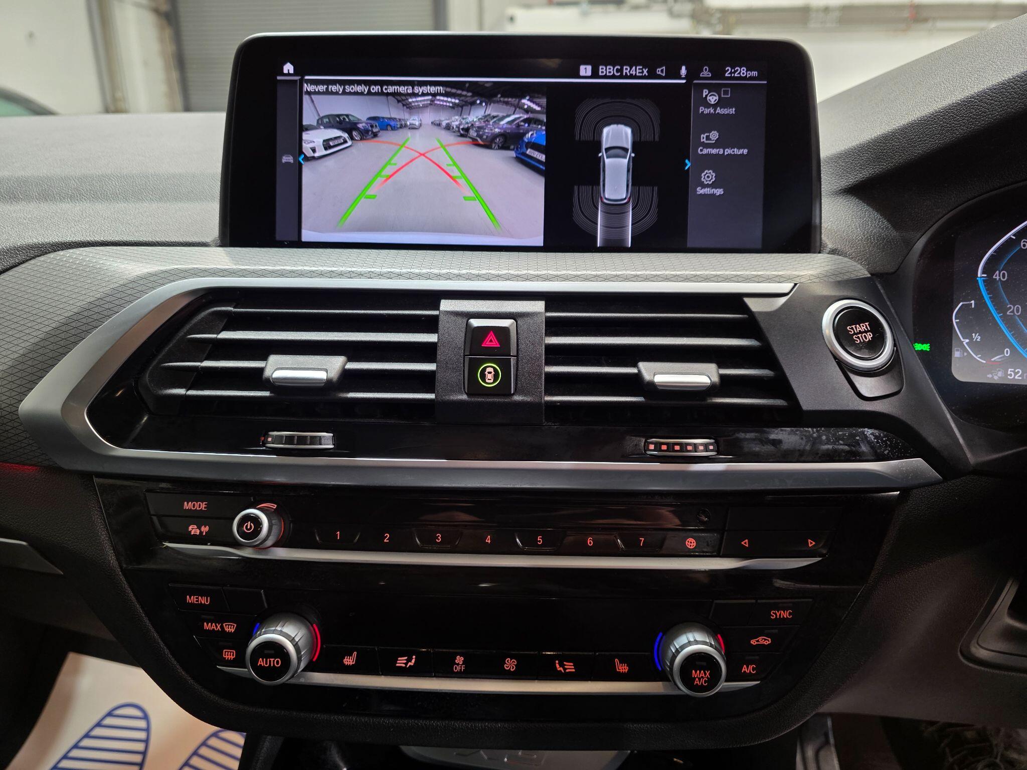 BMW X3 view 8